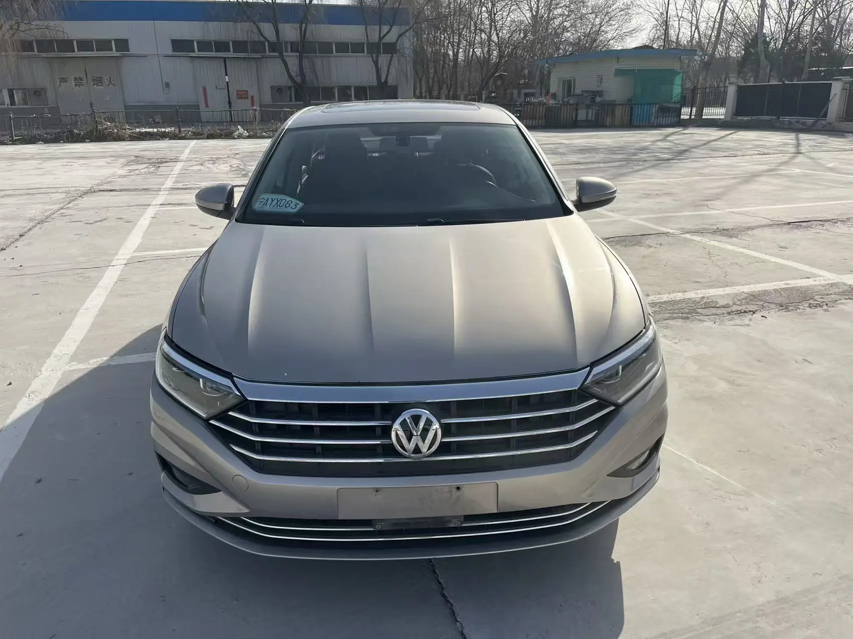 Volkswagen Sagitar  из Китая