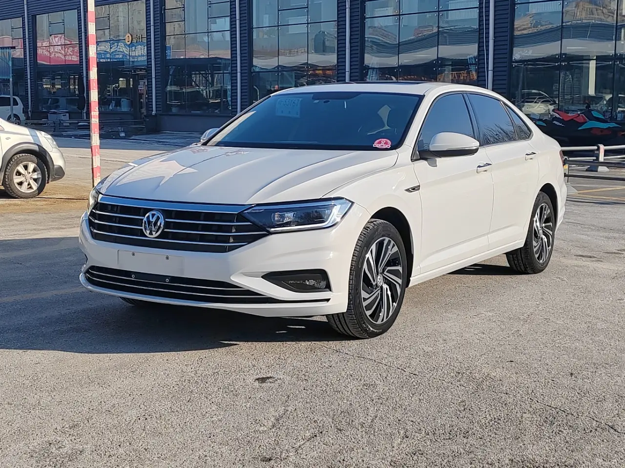 Volkswagen Sagitar  из Китая