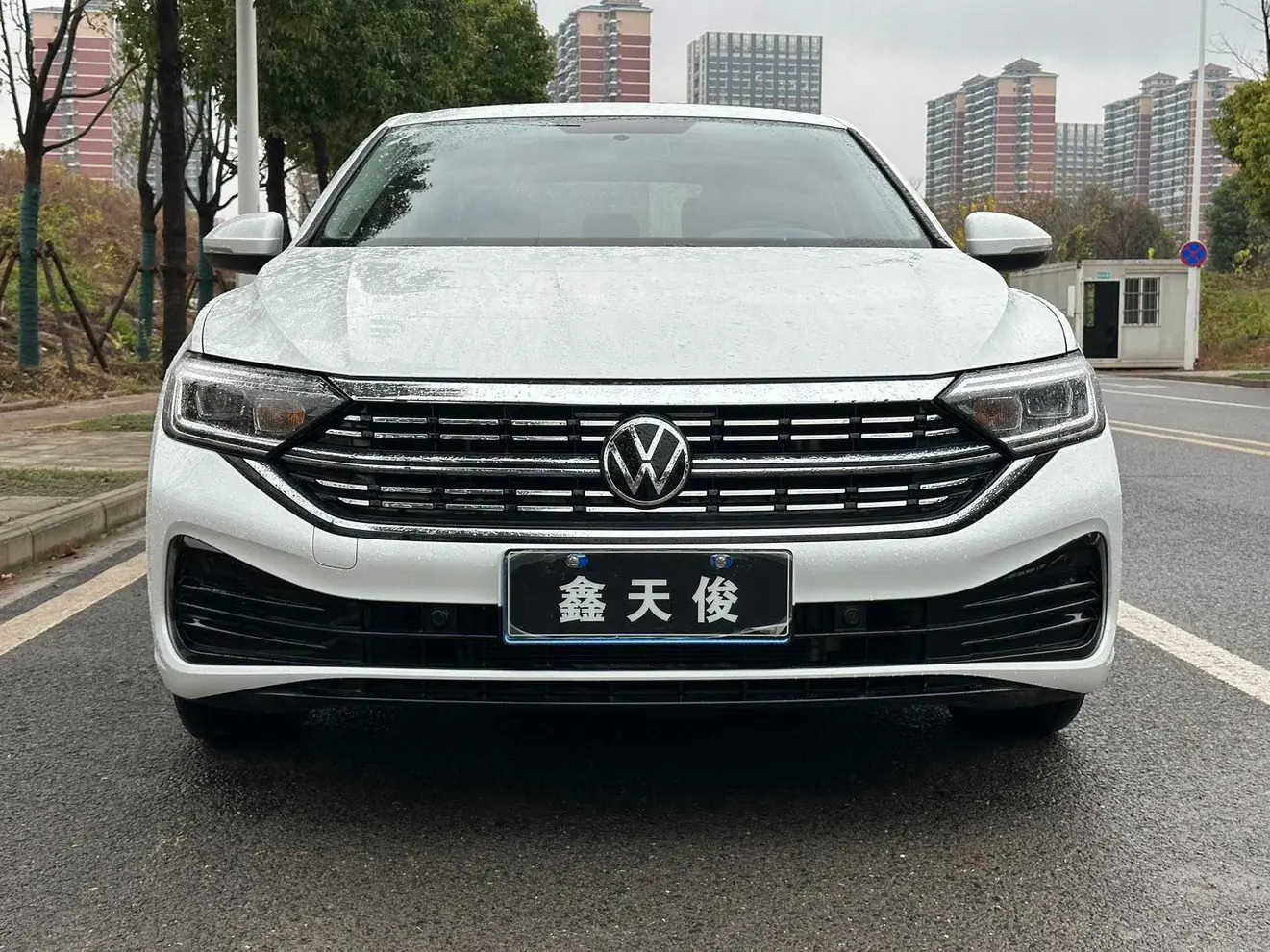 Volkswagen Sagitar  из Китая