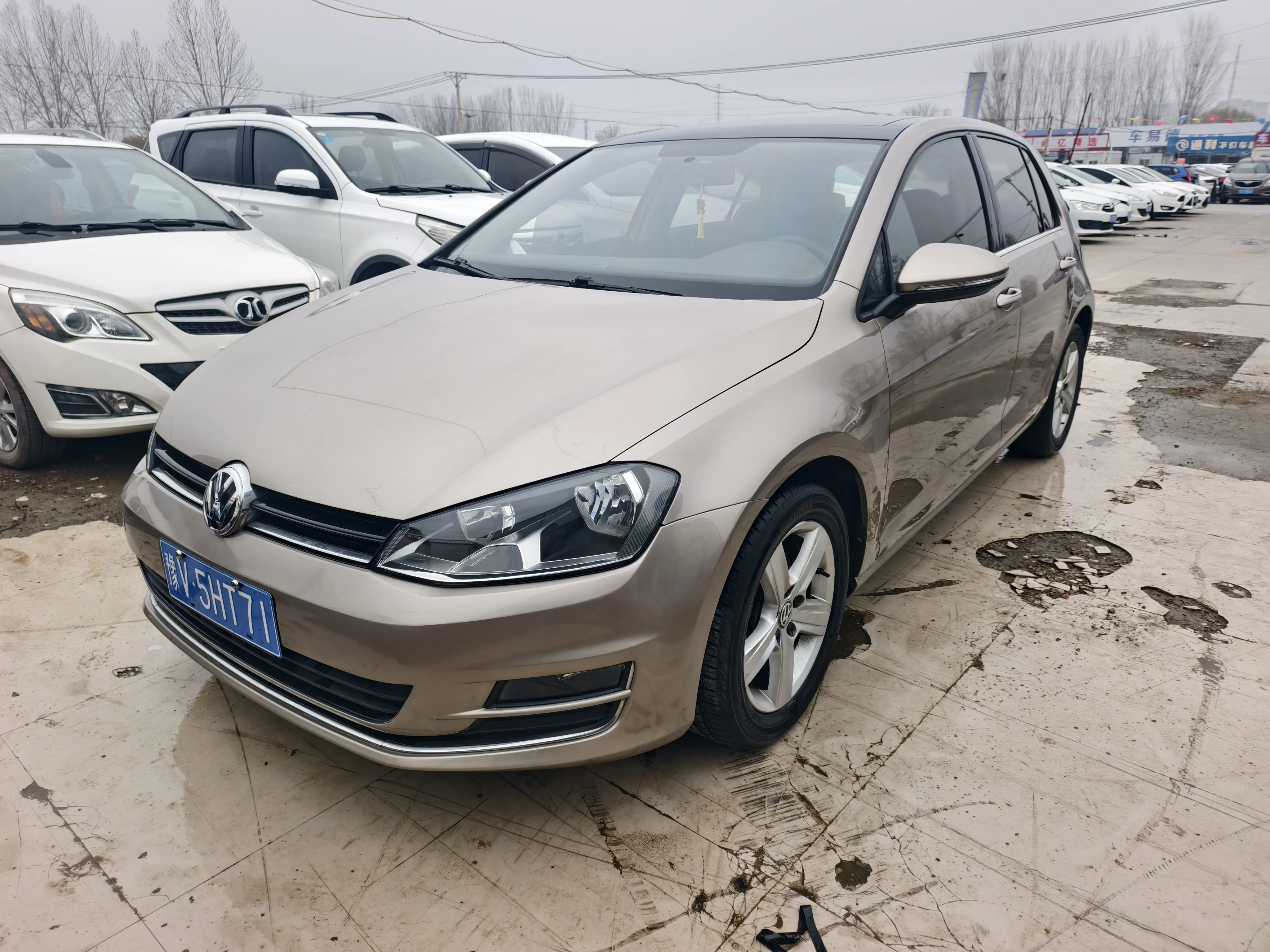 Volkswagen Golf  из Китая