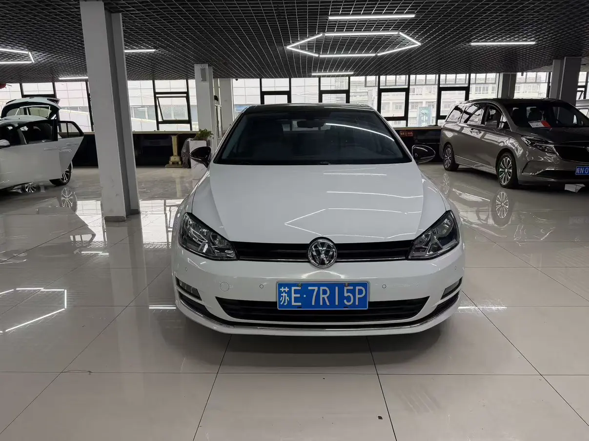 Volkswagen Golf  из Китая