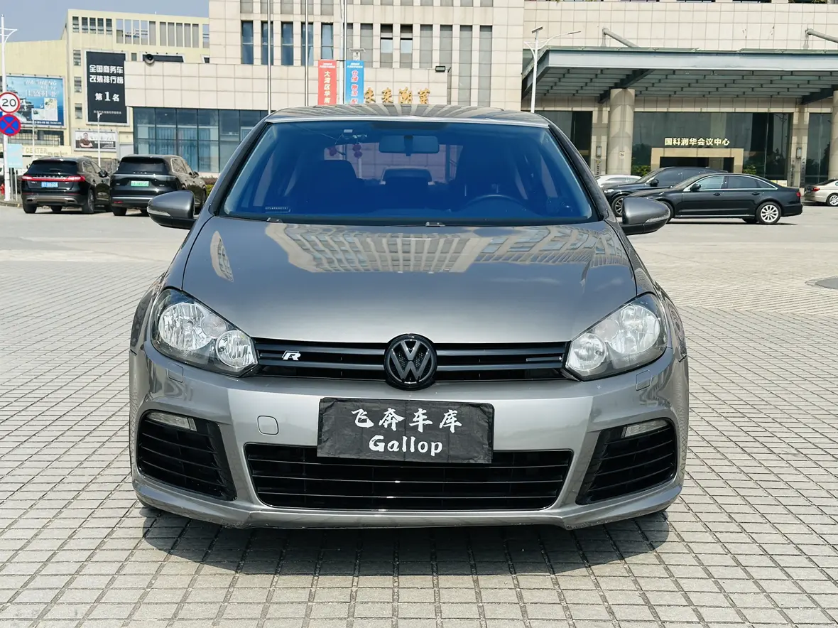 Volkswagen Golf  из Китая