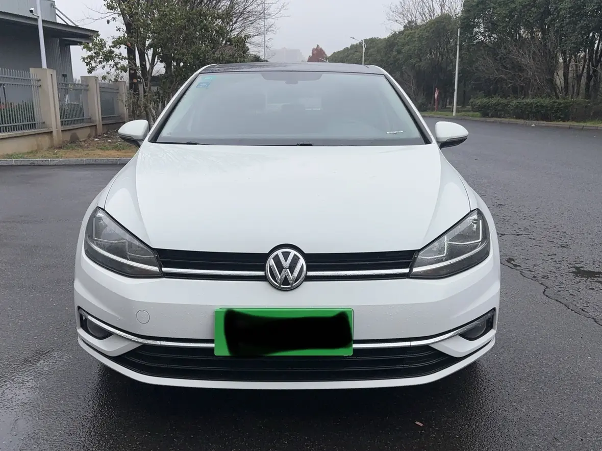 Volkswagen Golf  из Китая