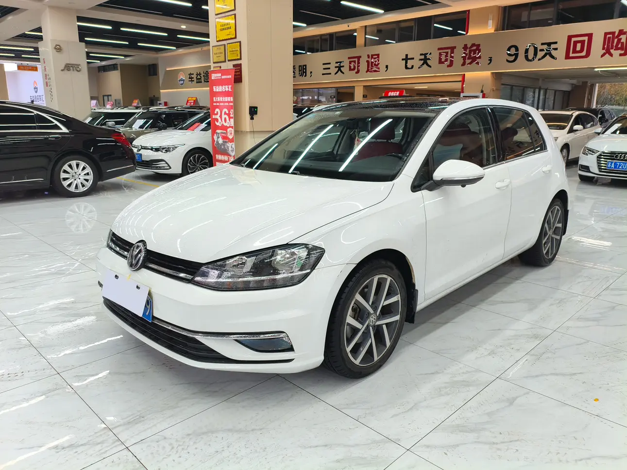 Volkswagen Golf  из Китая