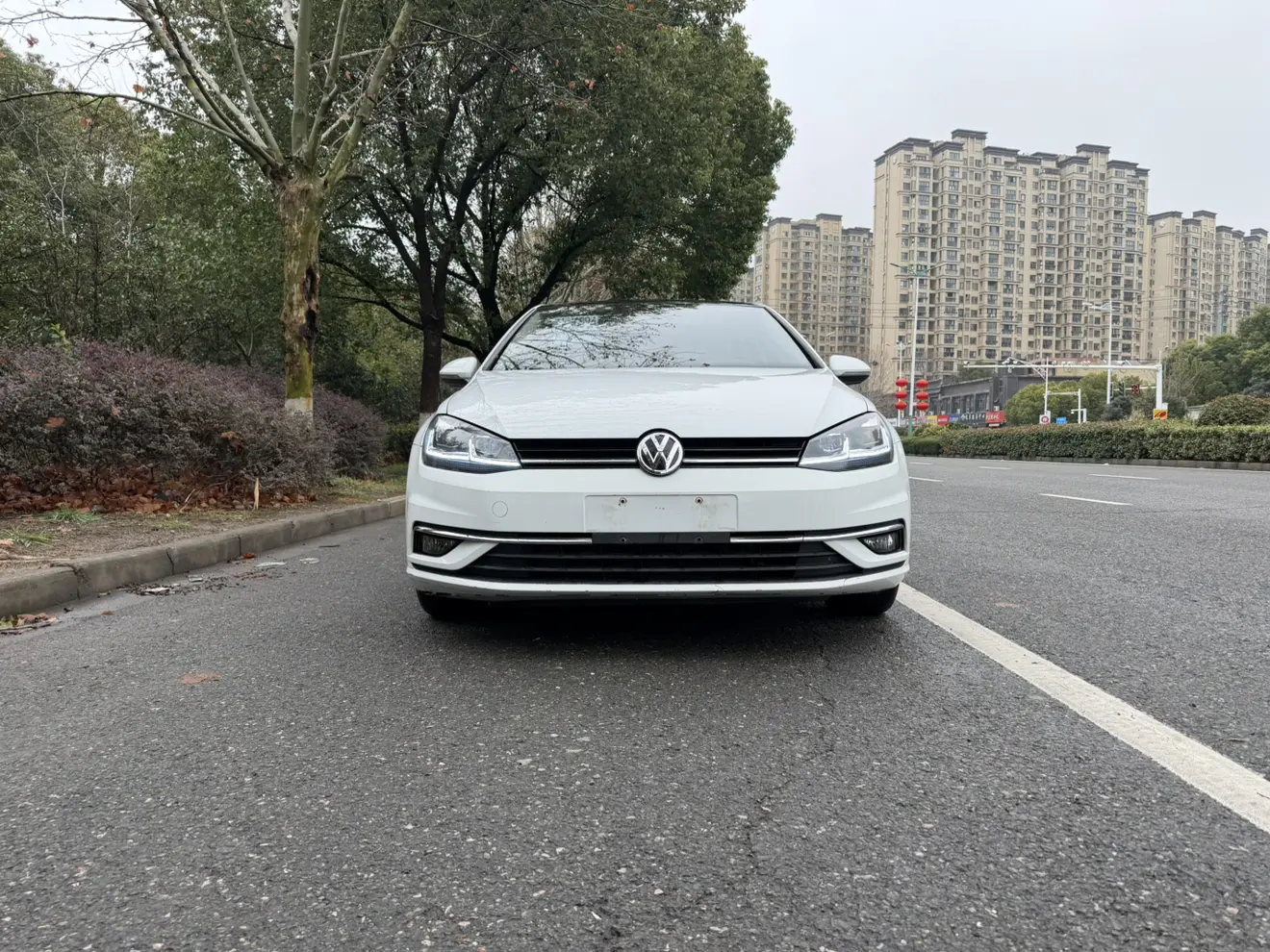 Volkswagen Golf  из Китая