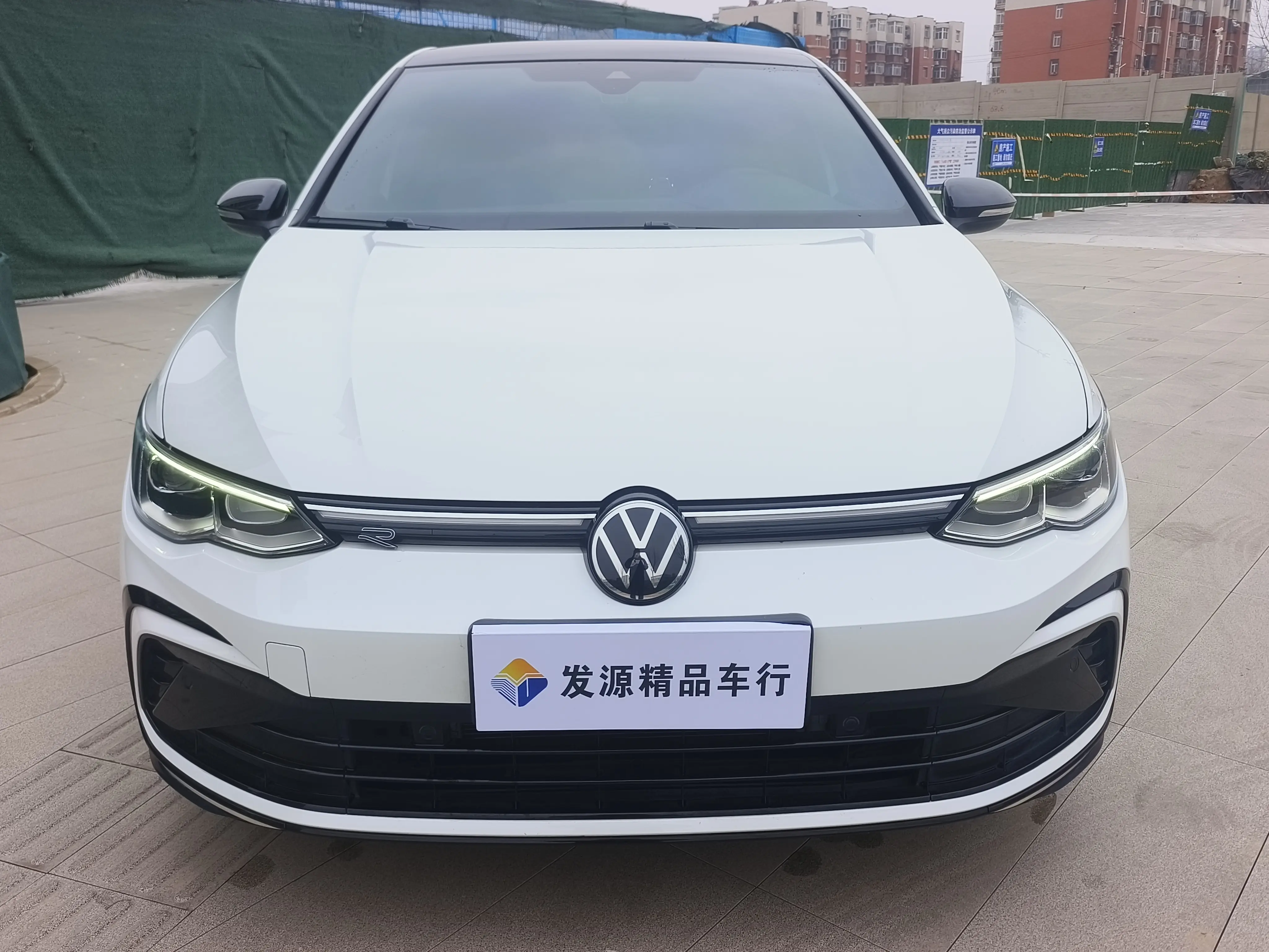 Volkswagen Golf  из Китая