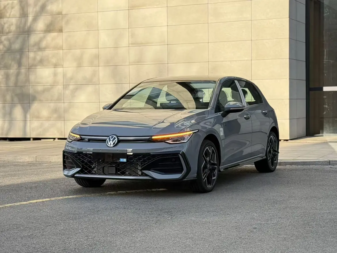 Volkswagen Golf  из Китая