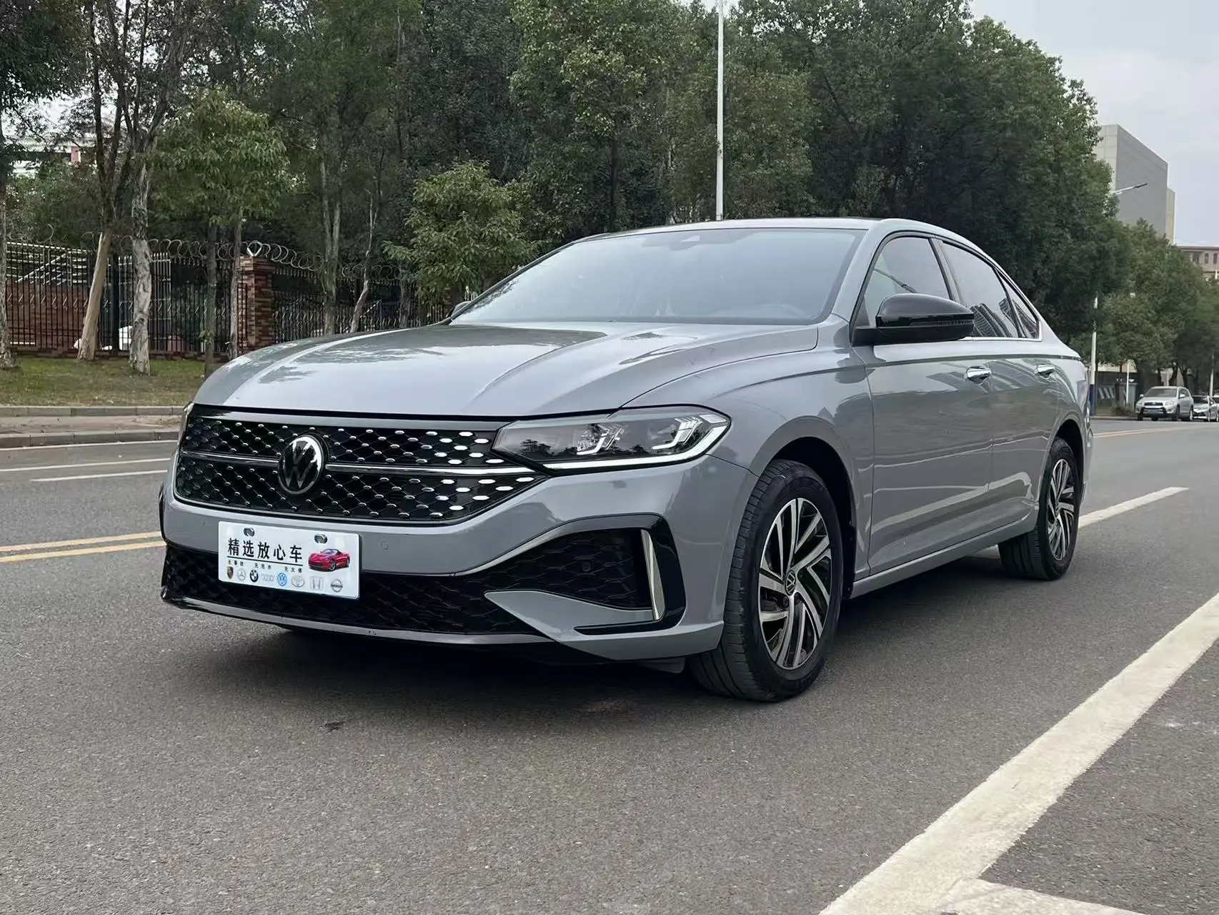 Volkswagen Lavida  из Китая