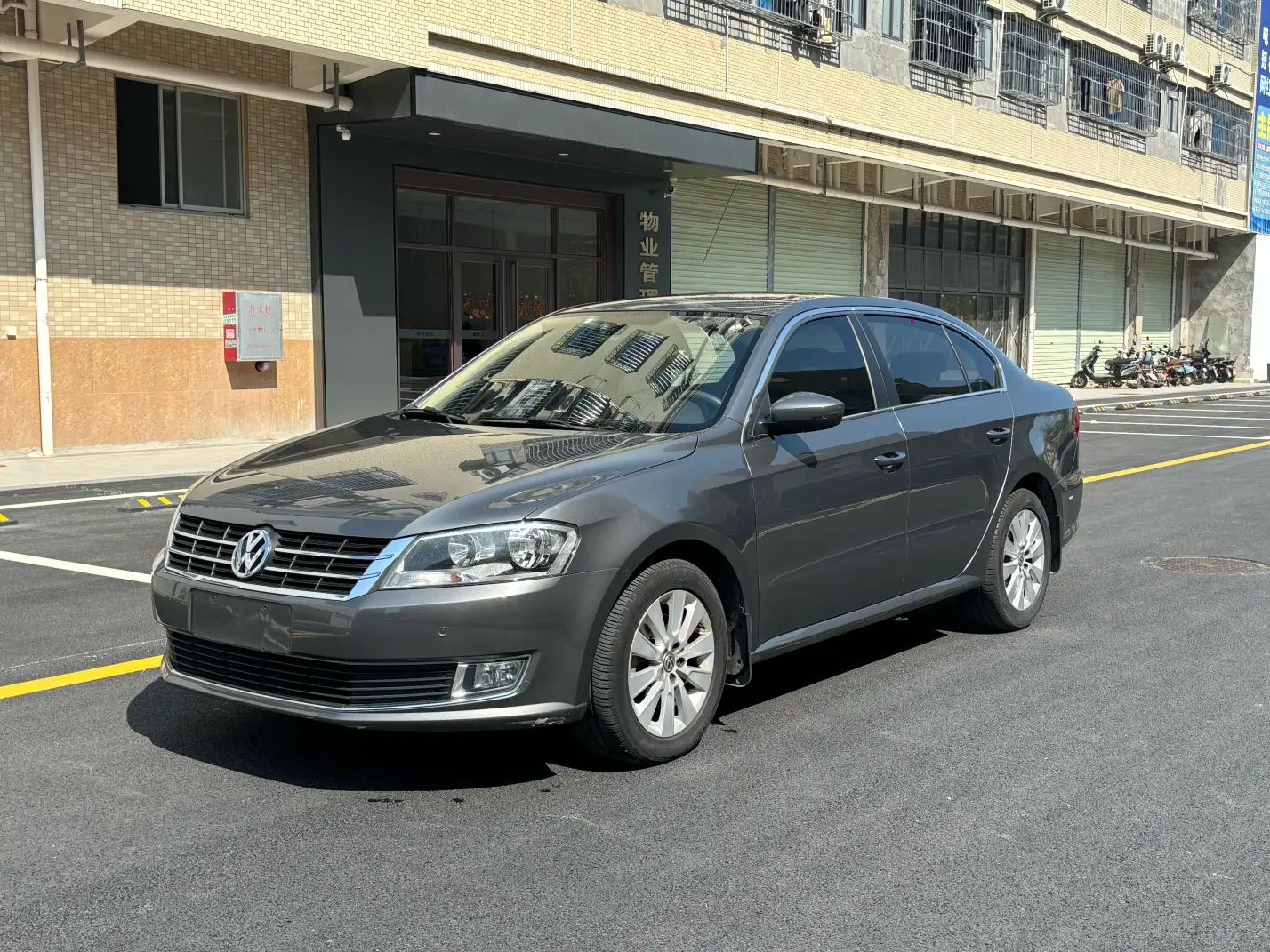 Volkswagen Lavida  из Китая