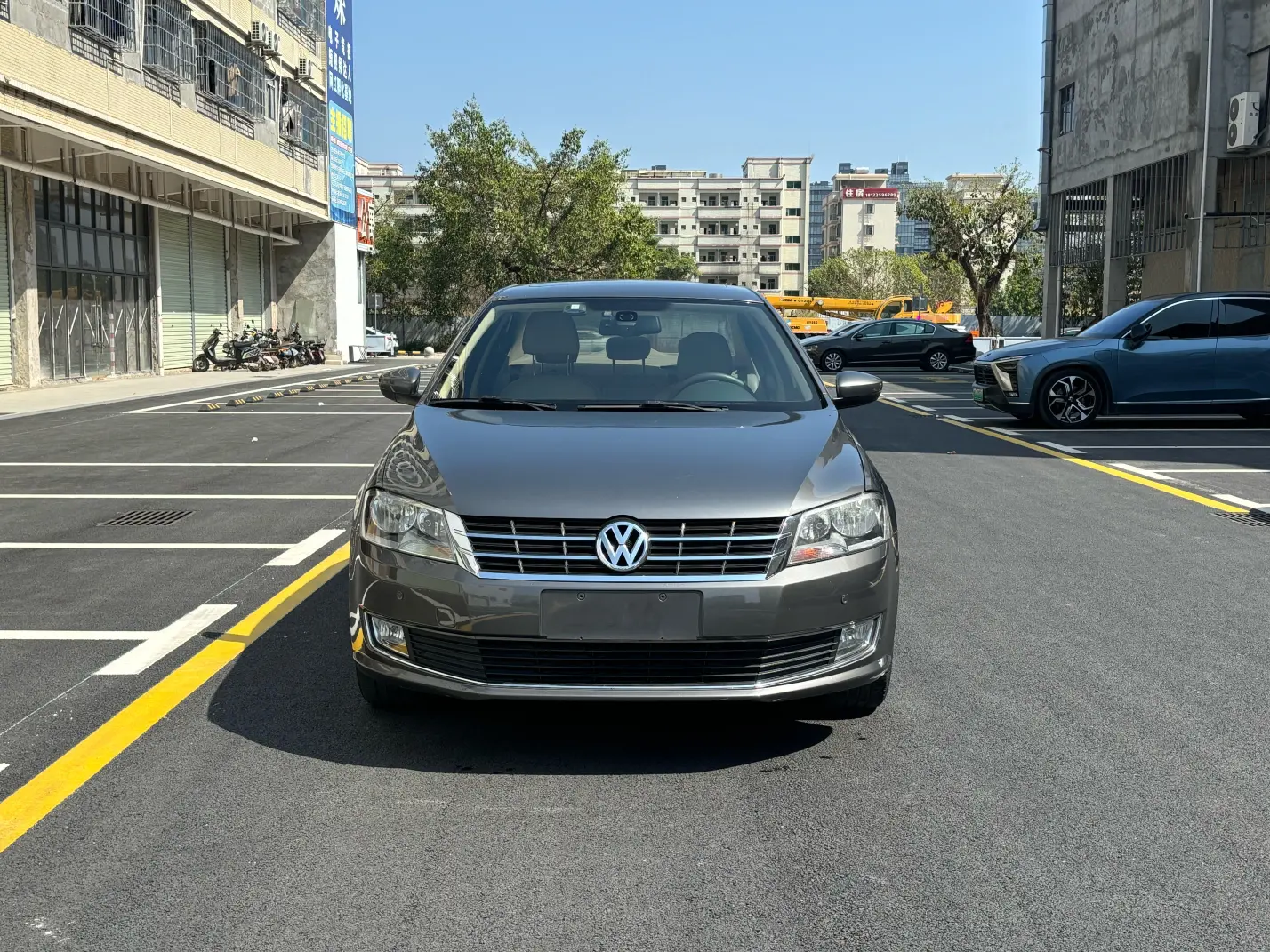 Volkswagen Lavida  из Китая