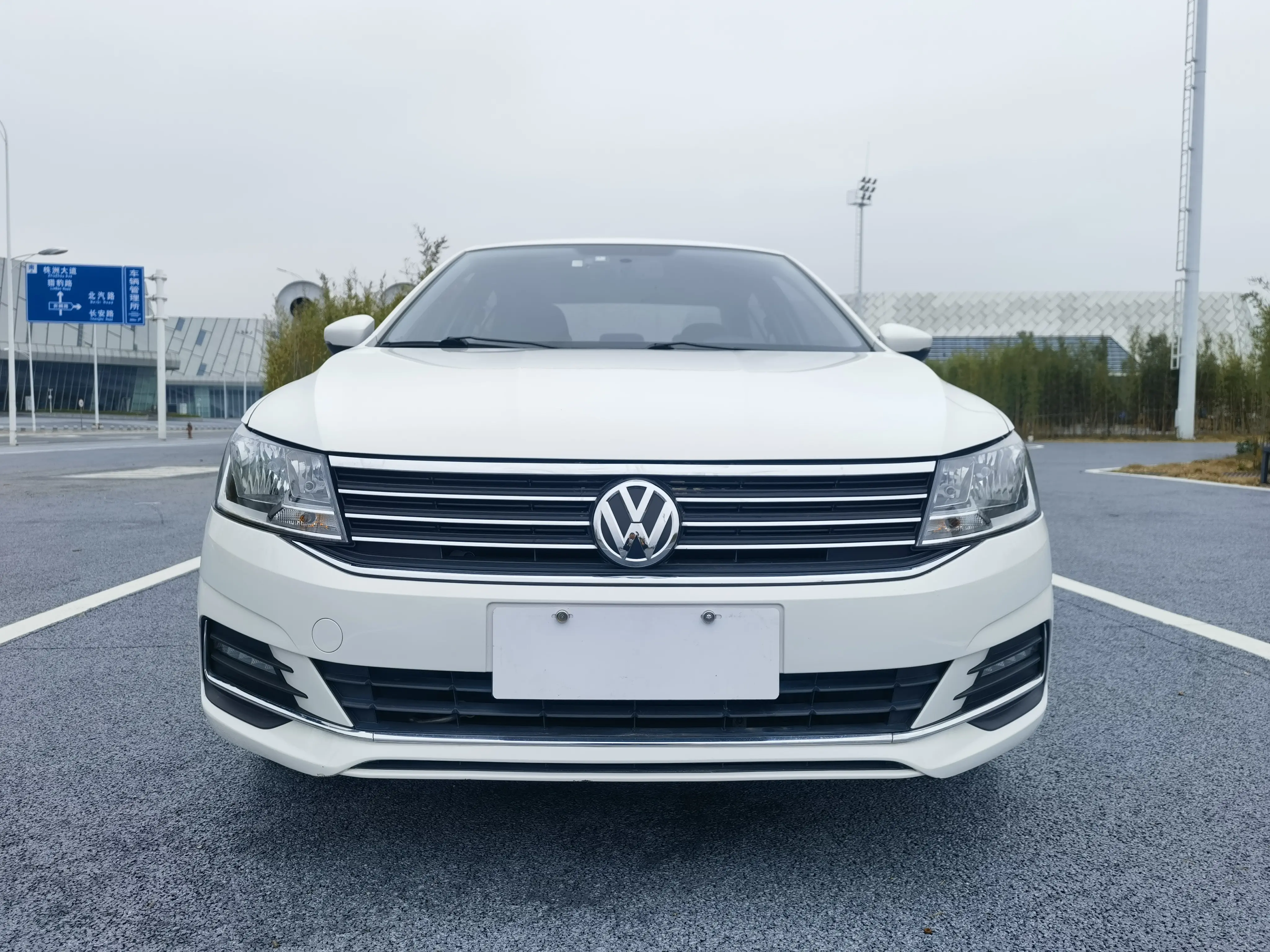 Volkswagen Lavida  из Китая