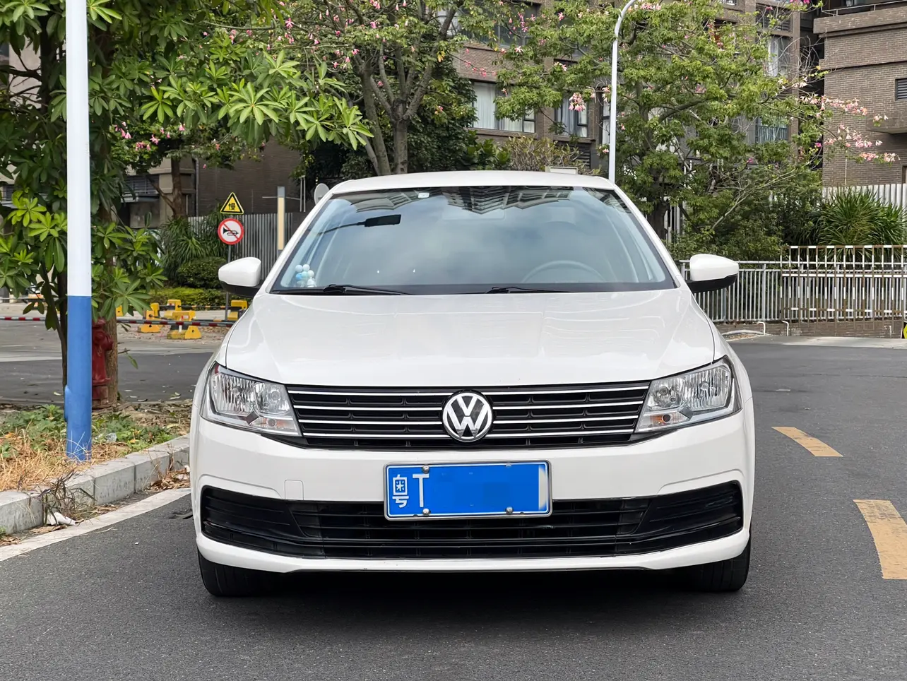 Volkswagen Lavida  из Китая