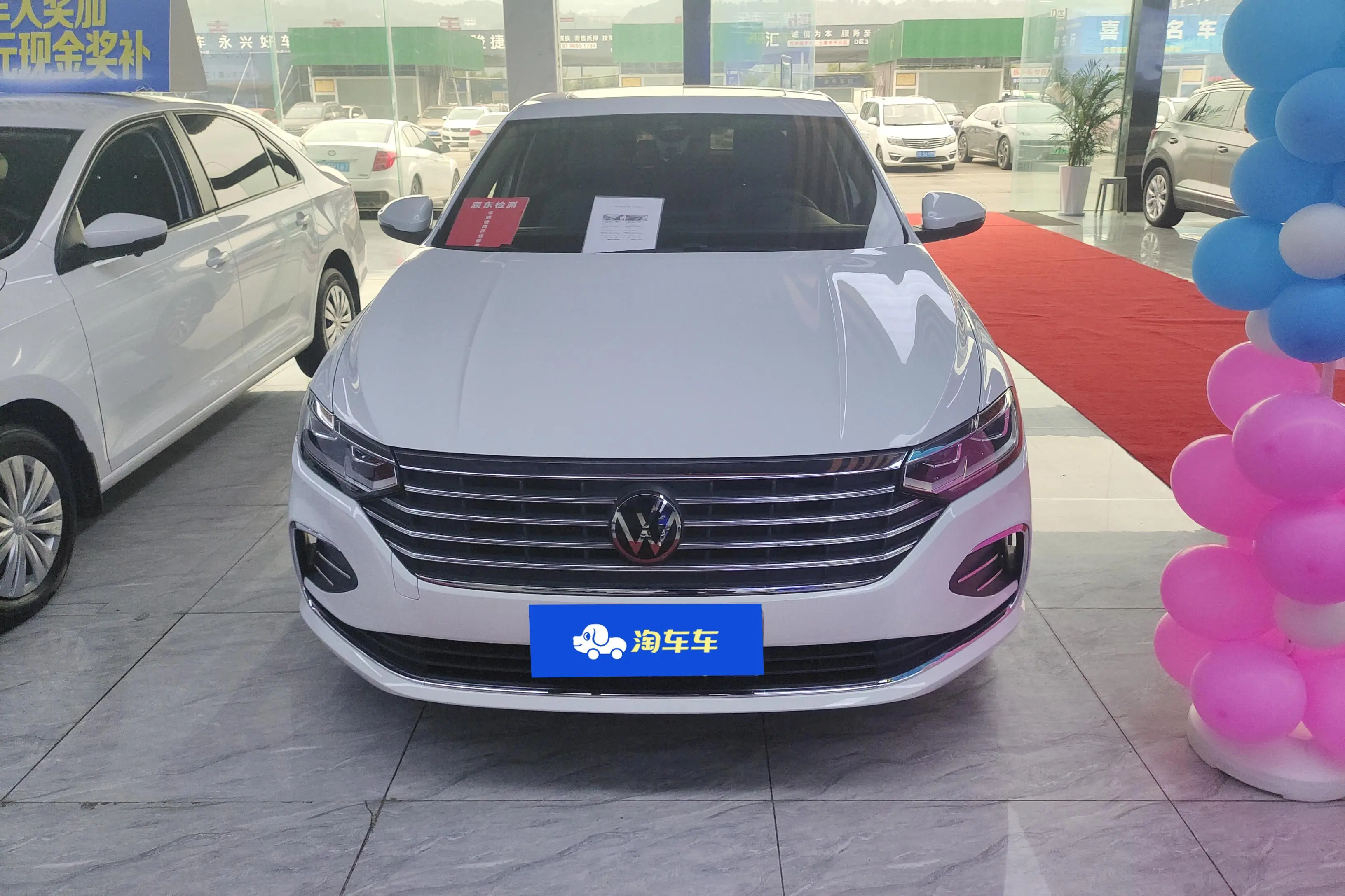 Volkswagen Lavida  из Китая