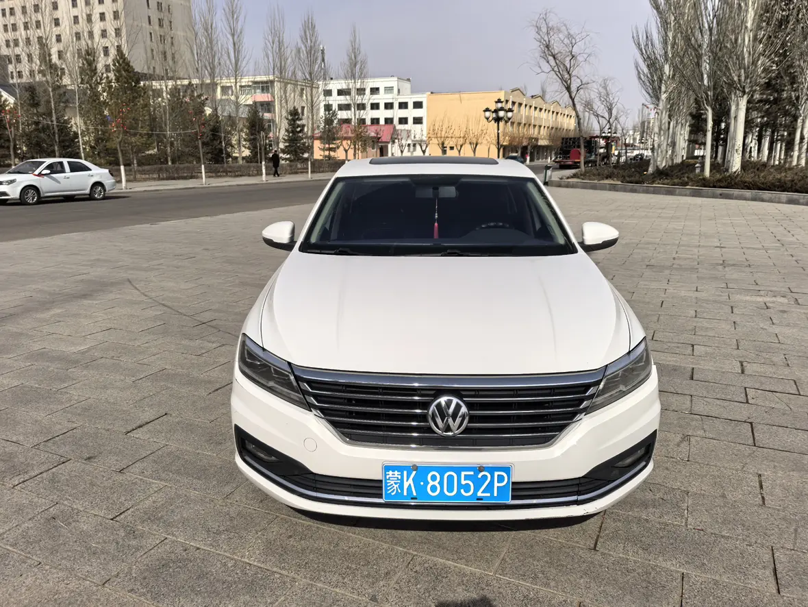 Volkswagen Lavida  из Китая