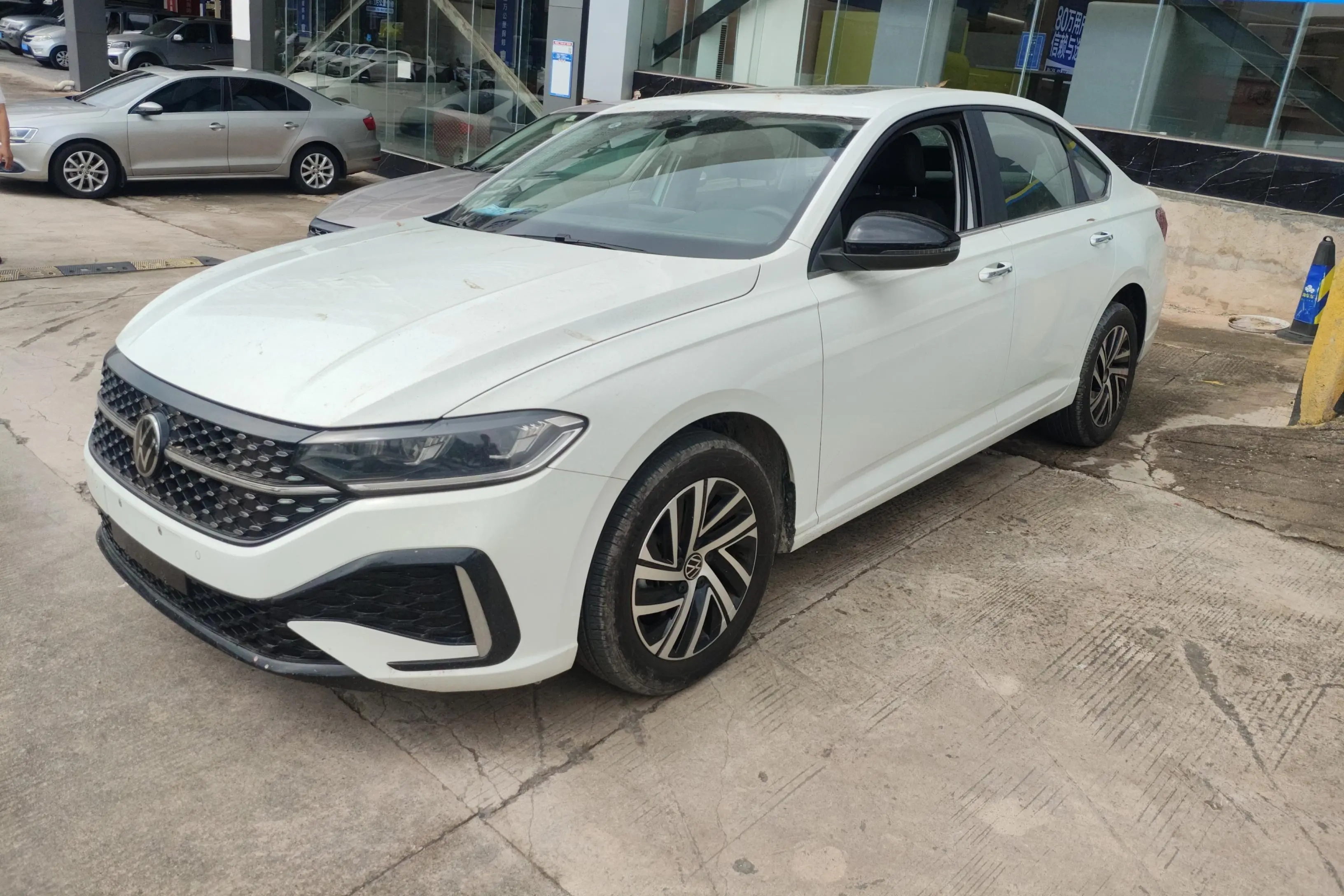 Volkswagen Lavida  из Китая