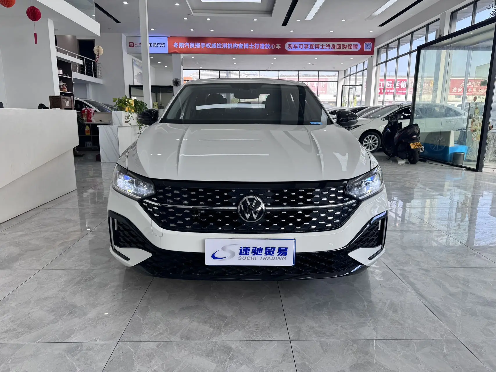 Volkswagen Lavida  из Китая