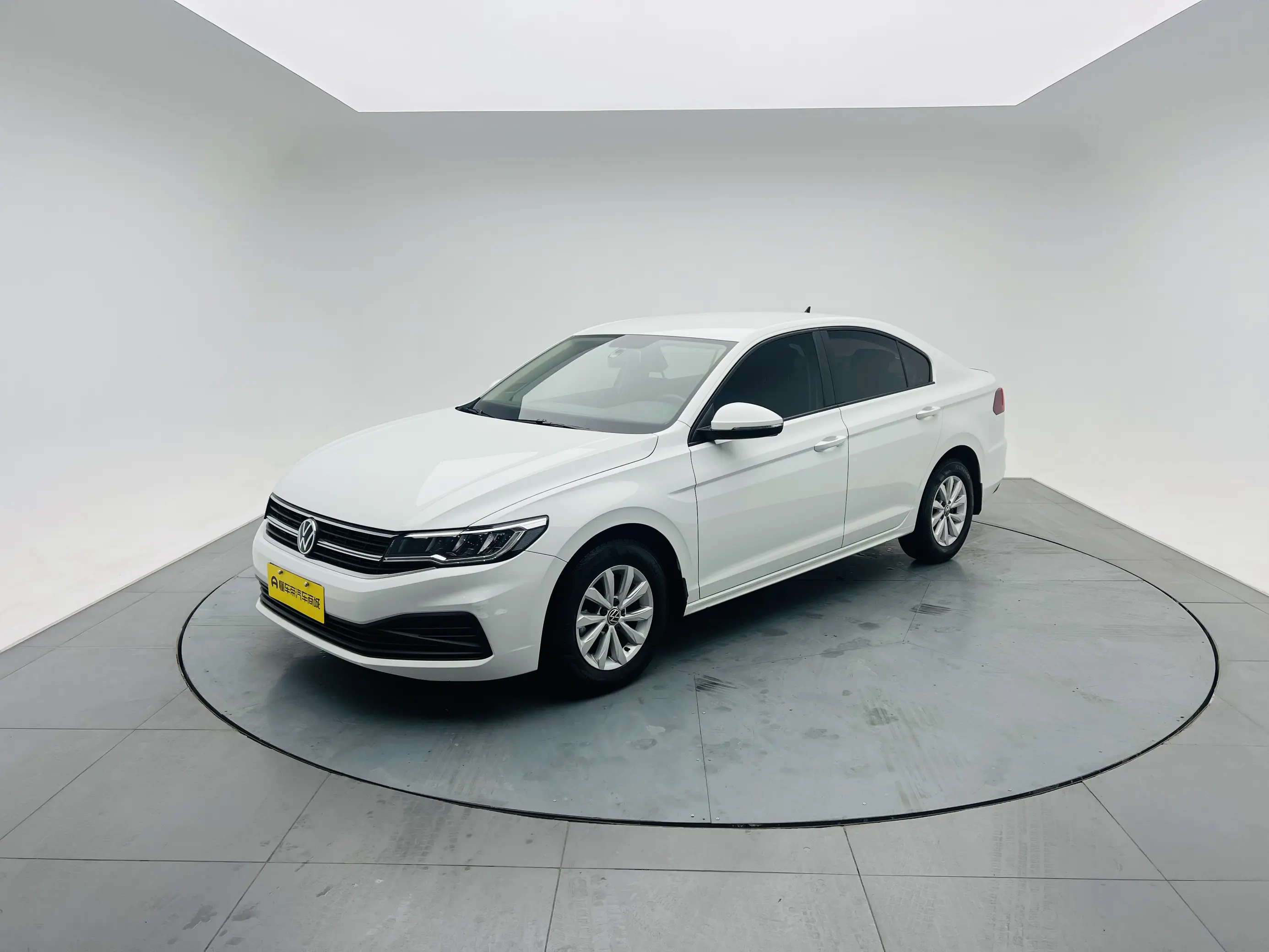 Volkswagen Bora  из Китая