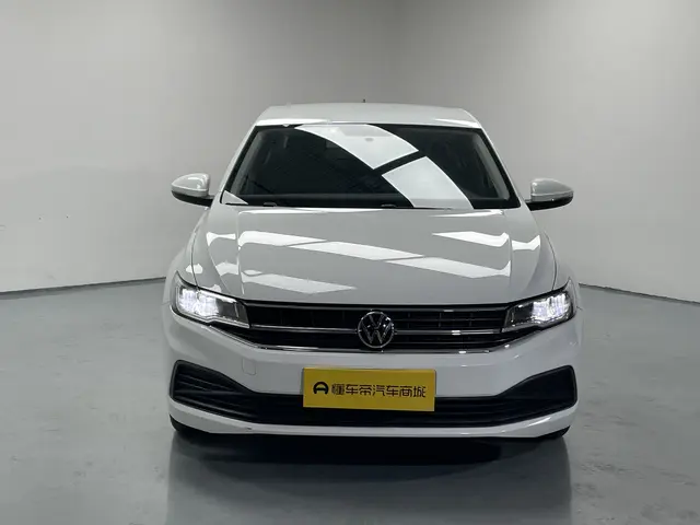 Volkswagen Bora  из Китая