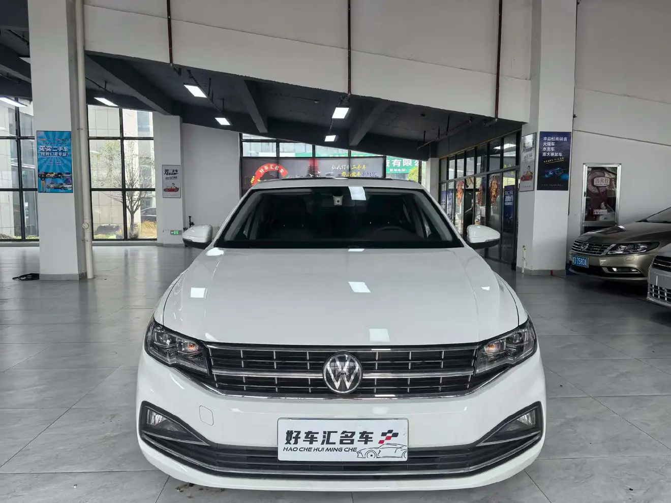 Volkswagen Bora  из Китая