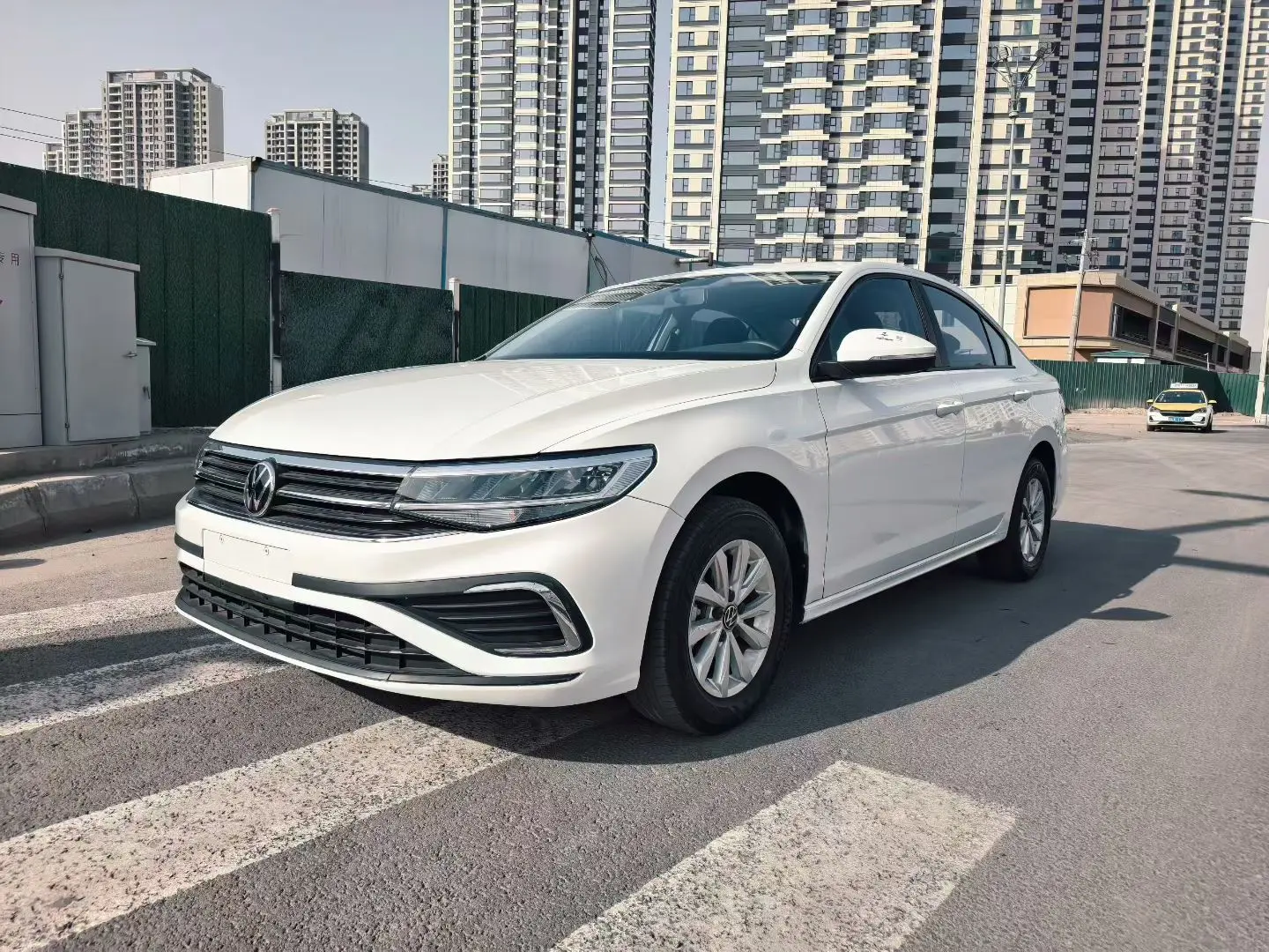 Volkswagen Bora  из Китая