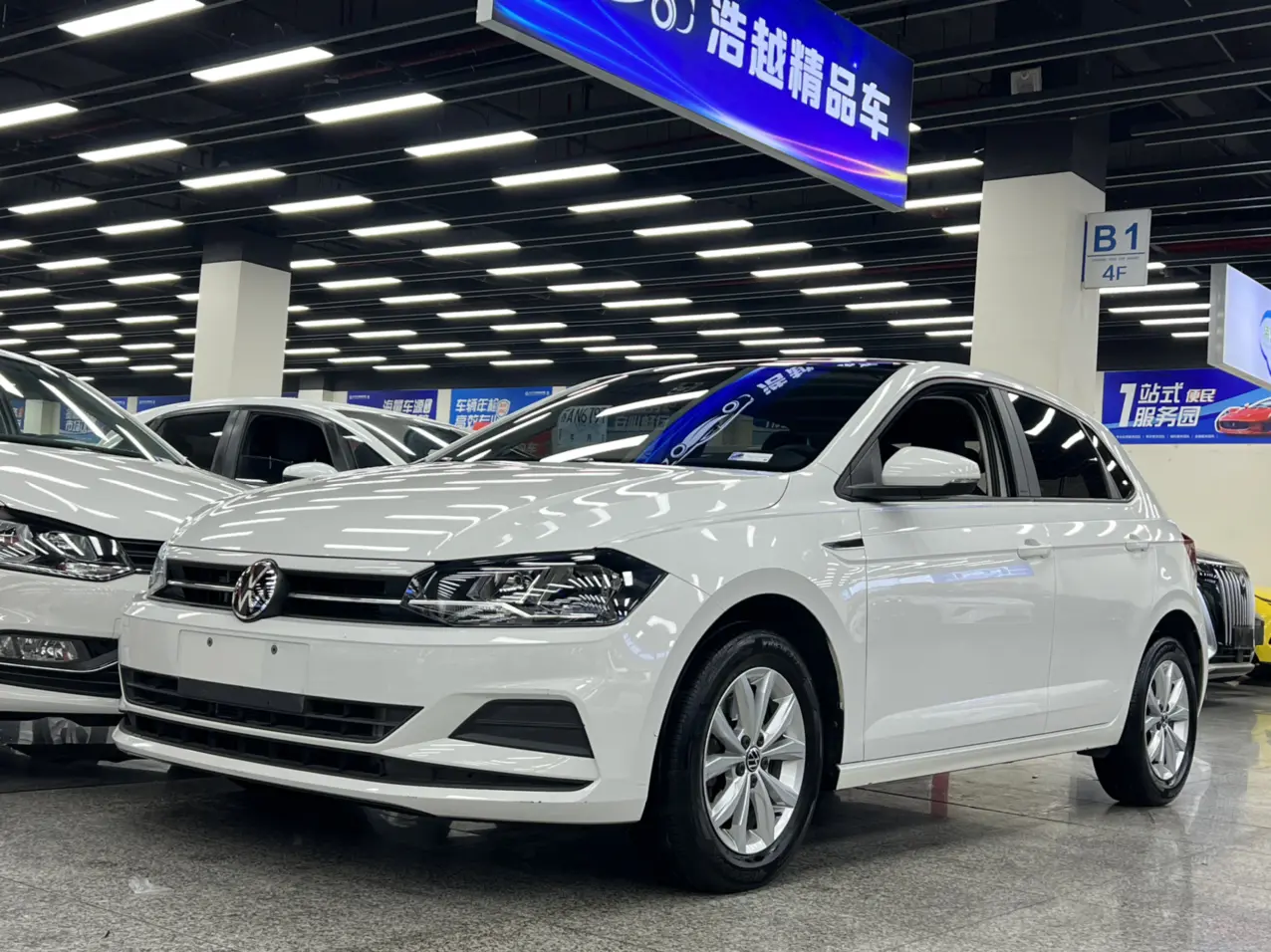 Volkswagen Polo  из Китая