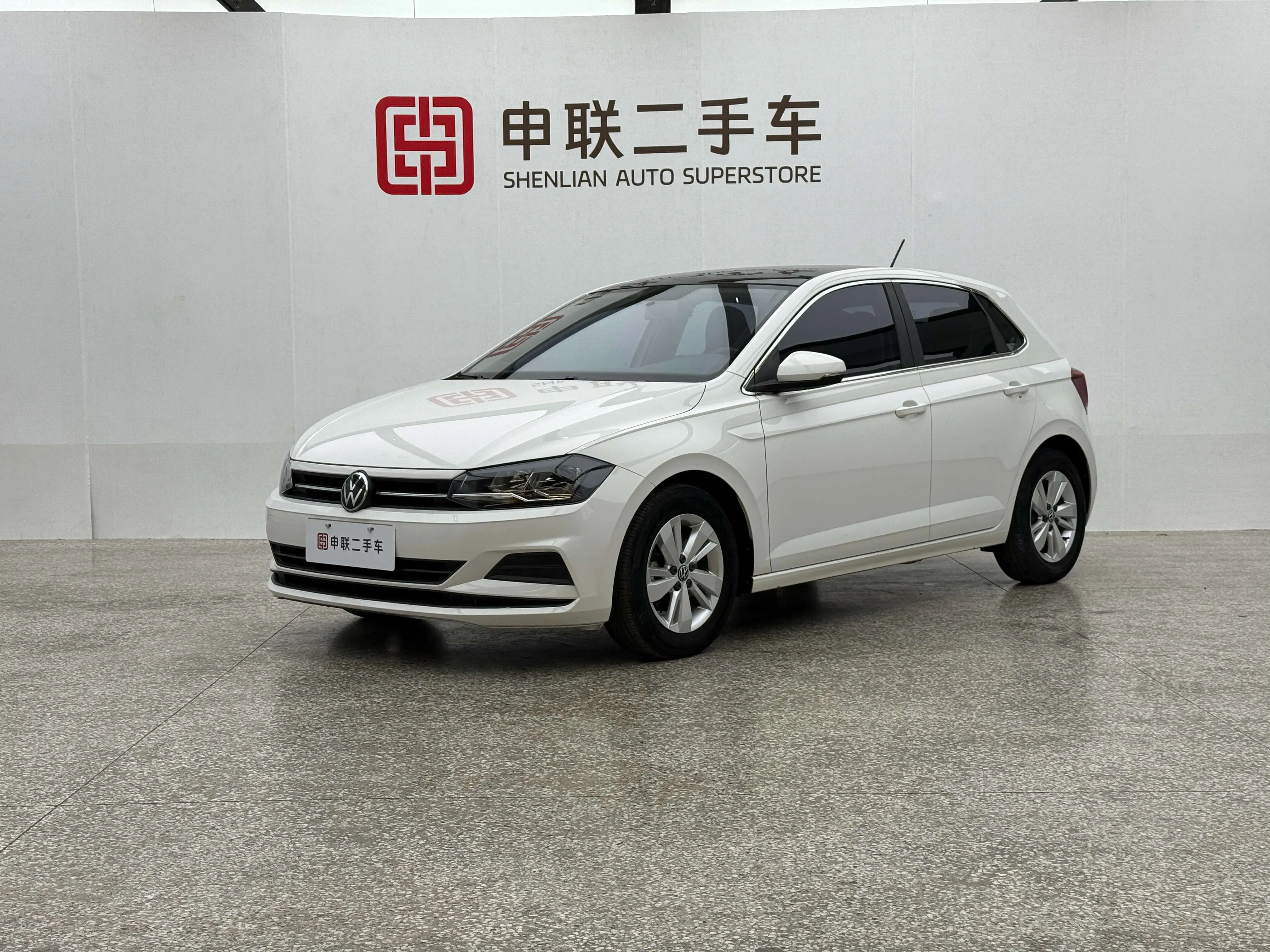 Volkswagen Polo  из Китая