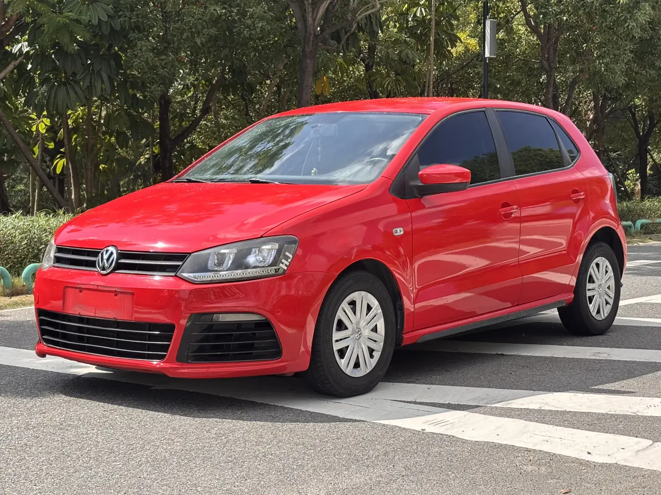 Volkswagen Polo  из Китая