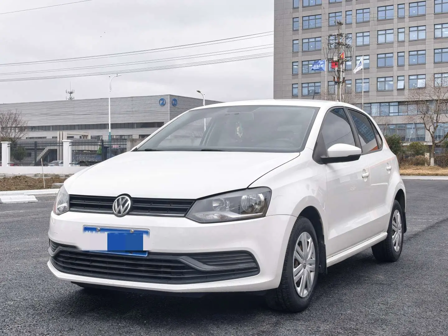 Volkswagen Polo  из Китая