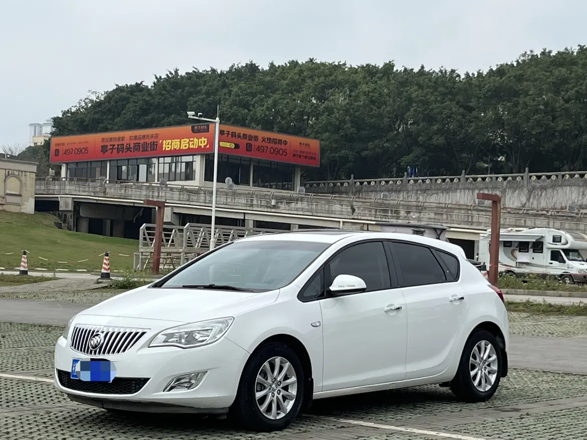 Buick Yinglang  из Китая