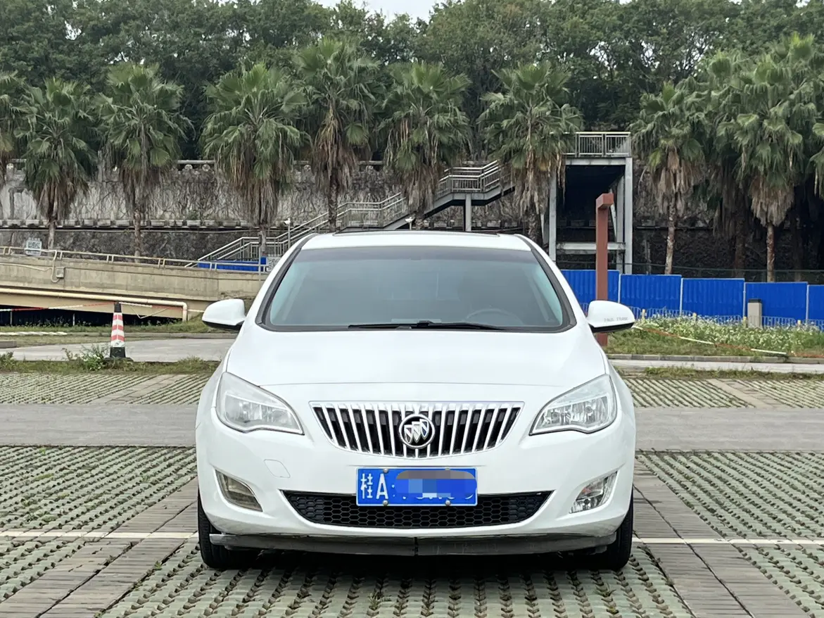 Buick Yinglang  из Китая