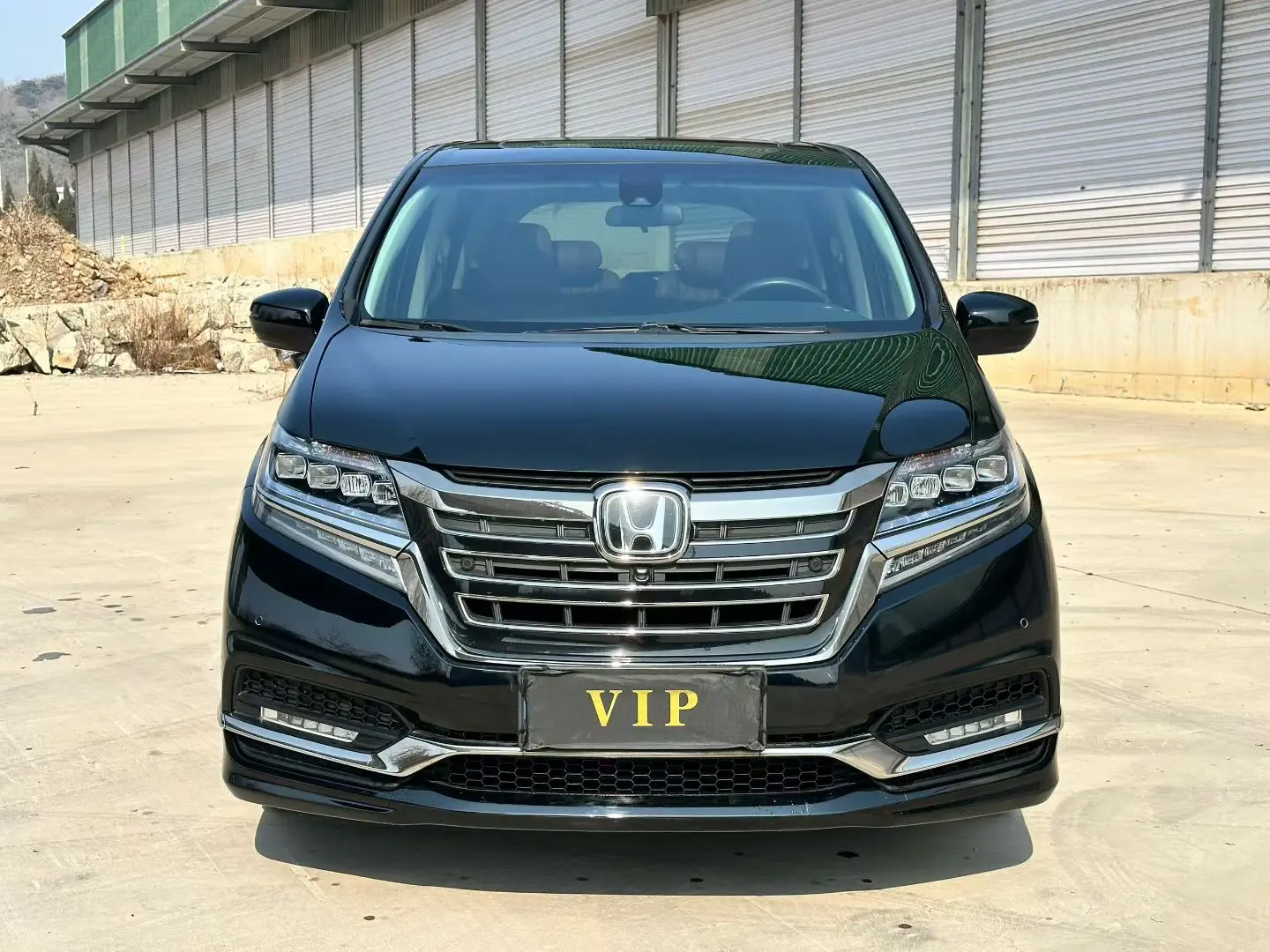 Honda Elysion (Alison)  из Китая