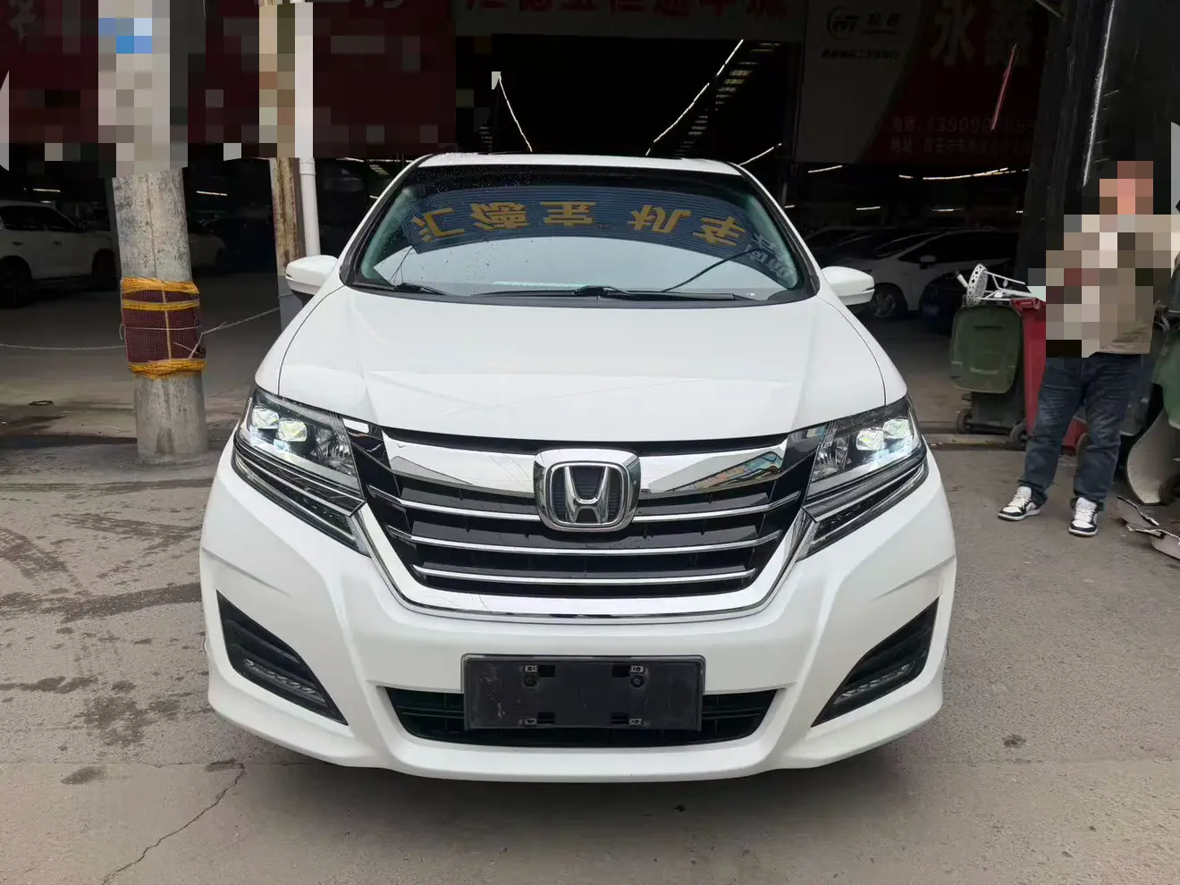 Honda Elysion (Alison)  из Китая