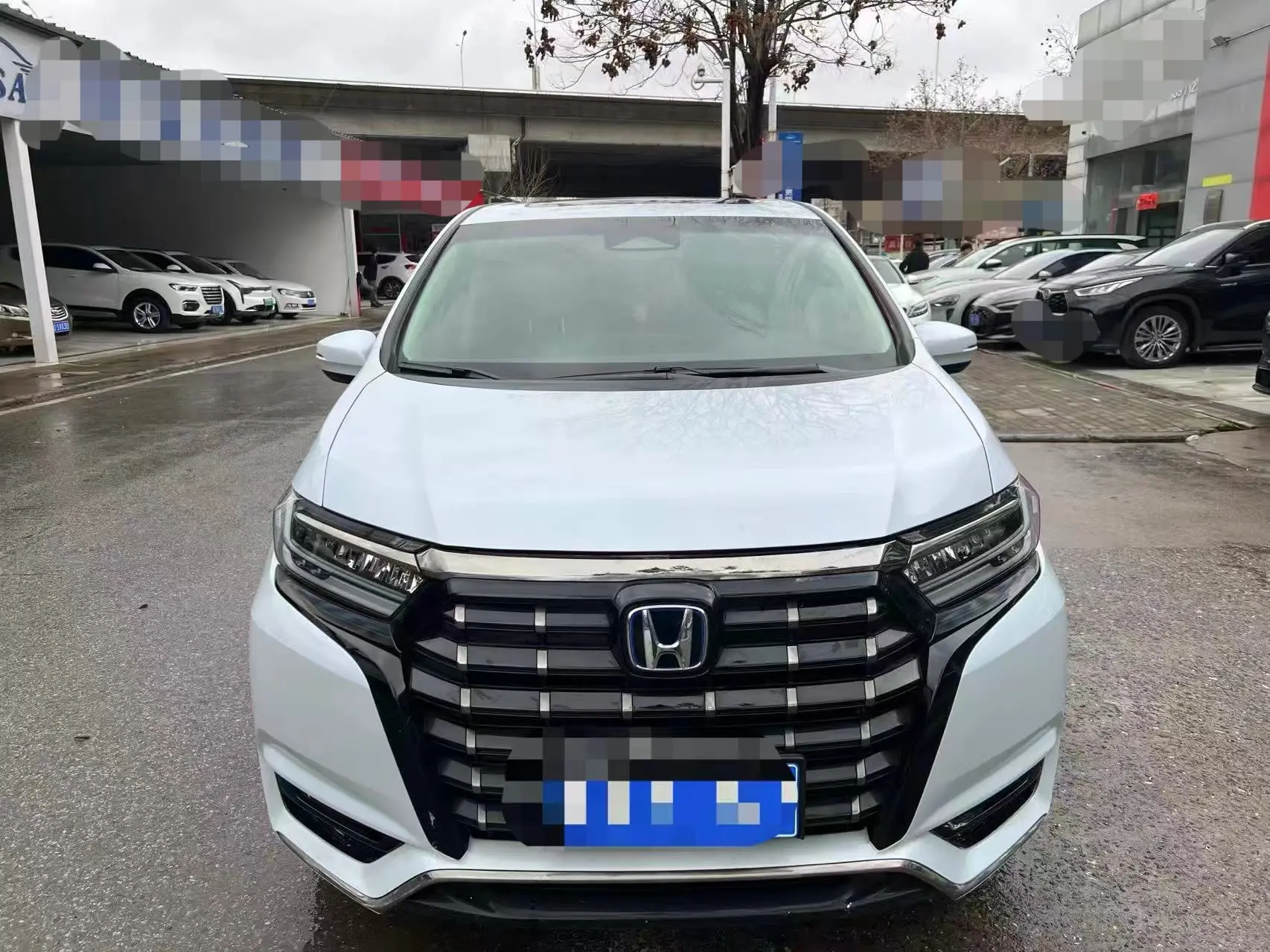 Honda Elysion (Alison)  из Китая