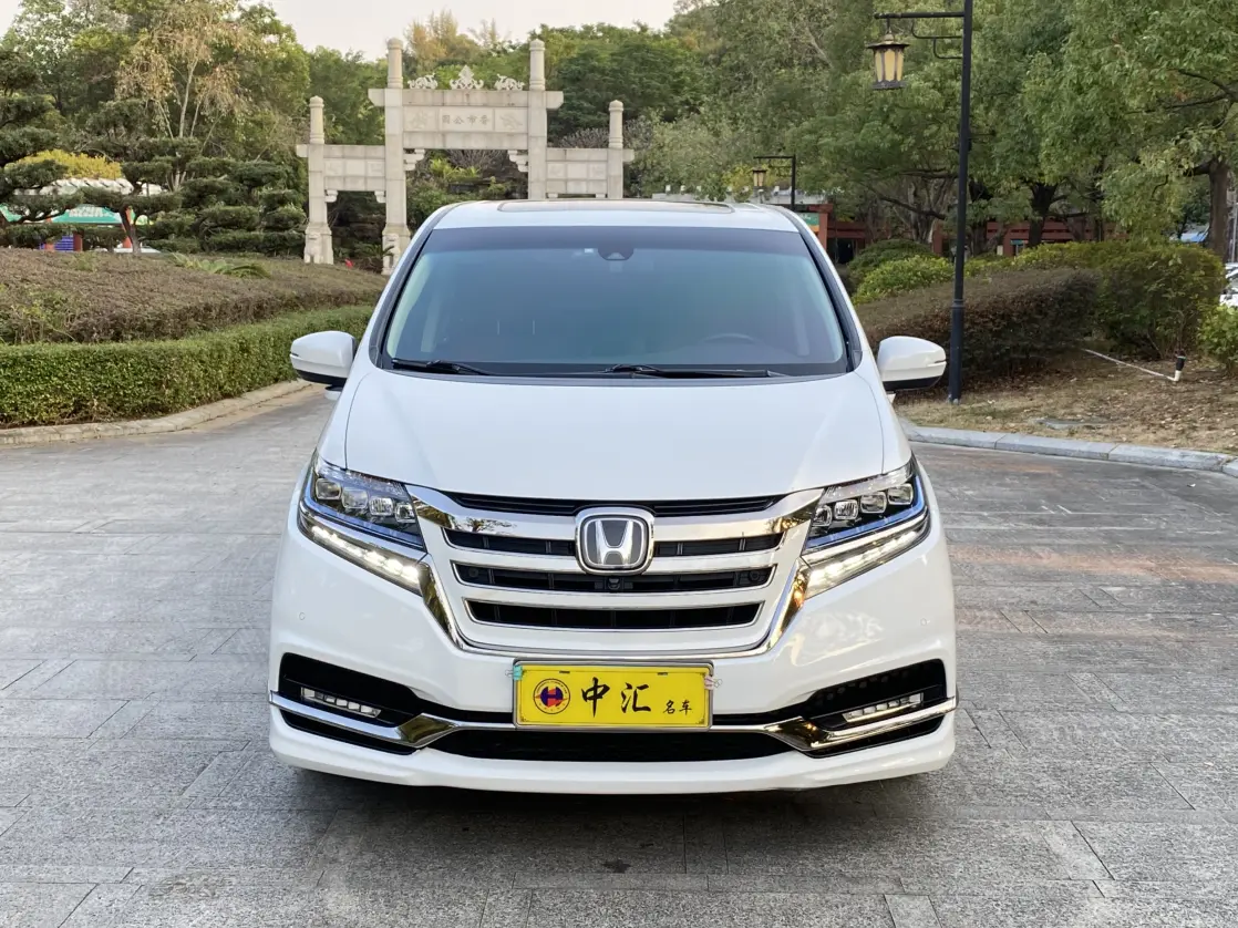 Honda Elysion (Alison)  из Китая