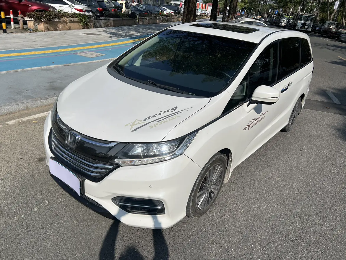Honda Odyssey  из Китая