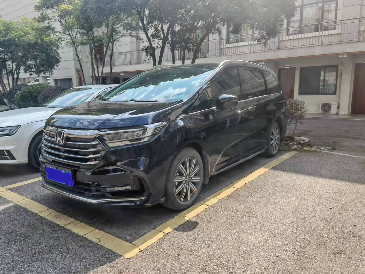 Honda Odyssey  из Китая