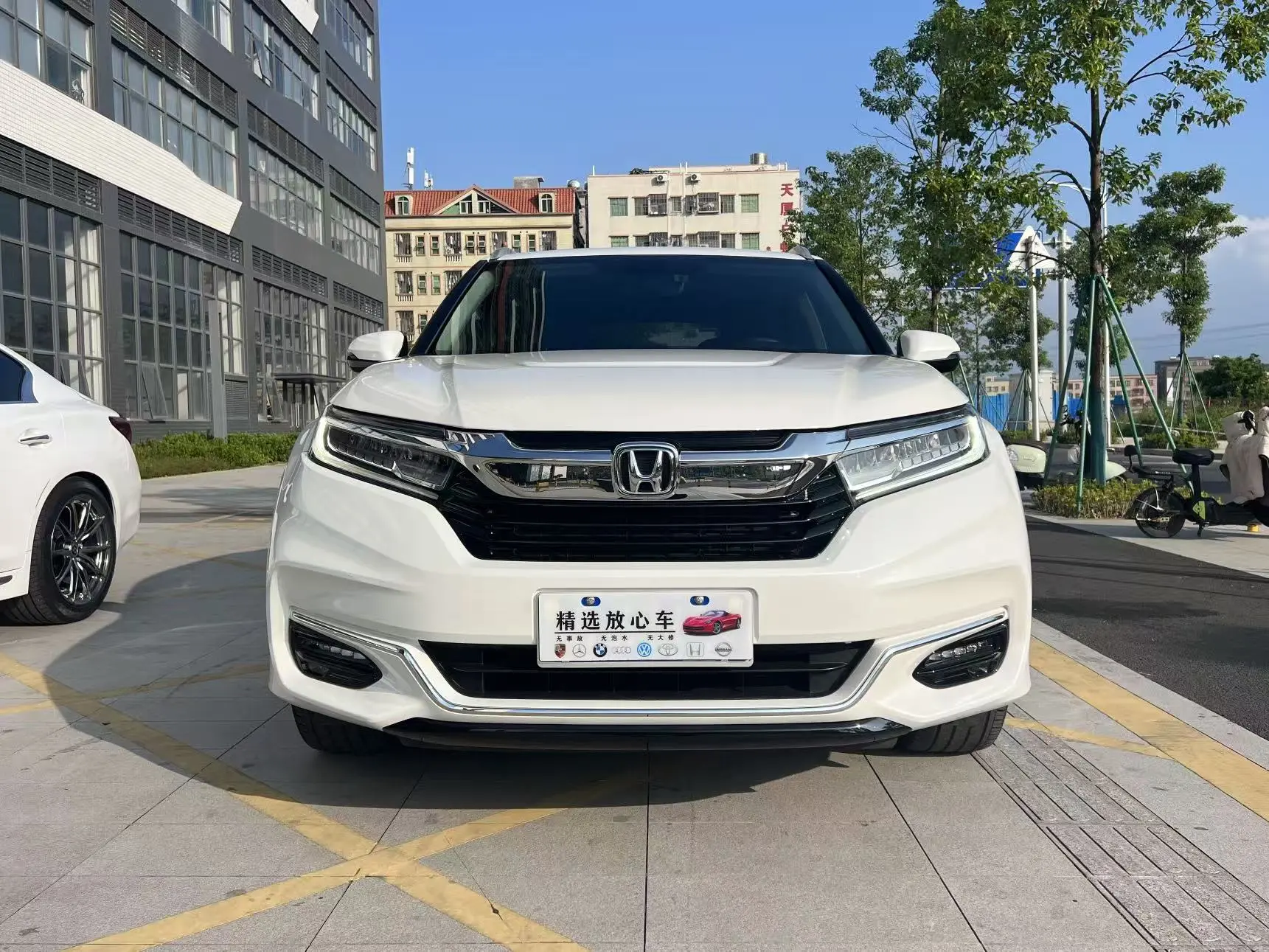 Honda Avancier (Crown Road)  из Китая