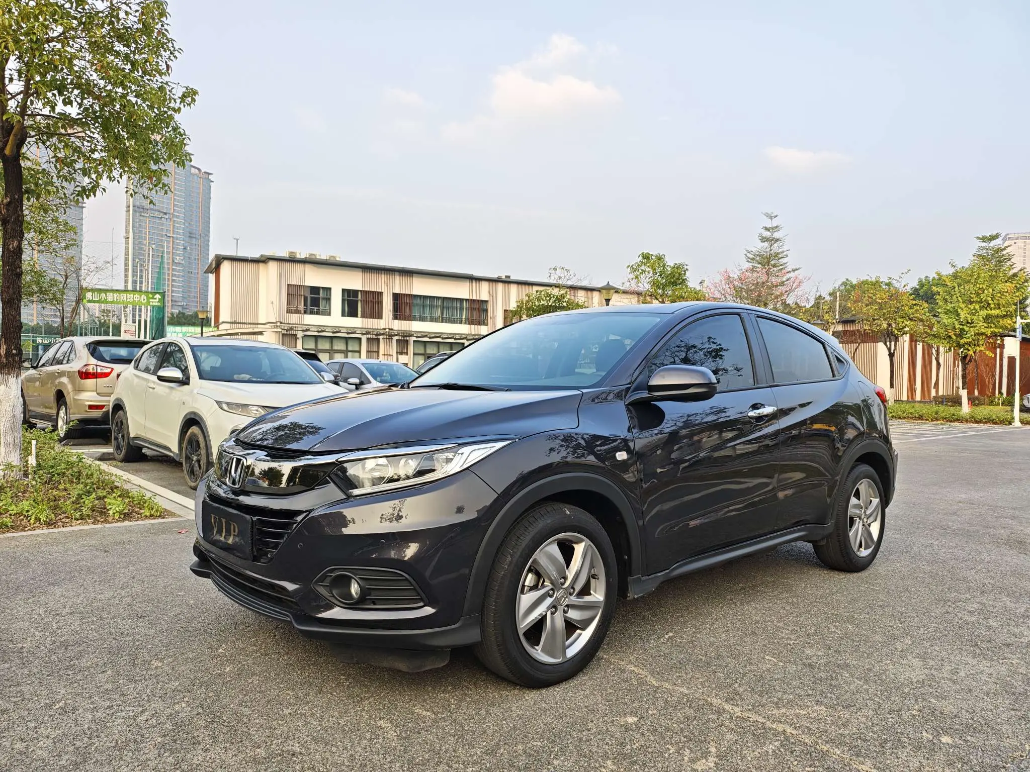 Honda Vezel (Binzhi)  из Китая
