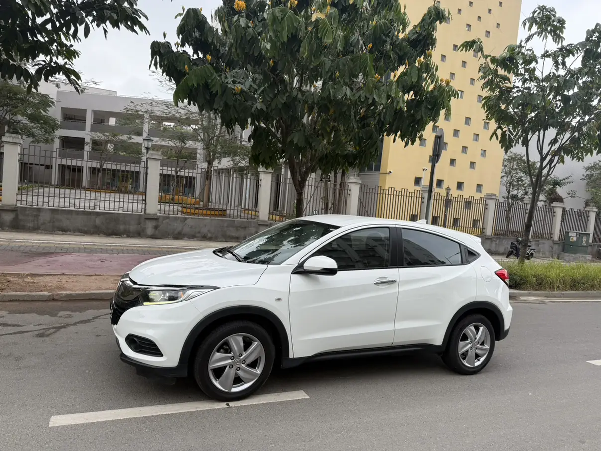 Honda Vezel (Binzhi)  из Китая