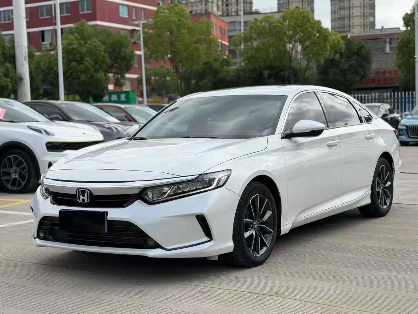 Honda Inspire (Yingshipai)  из Китая