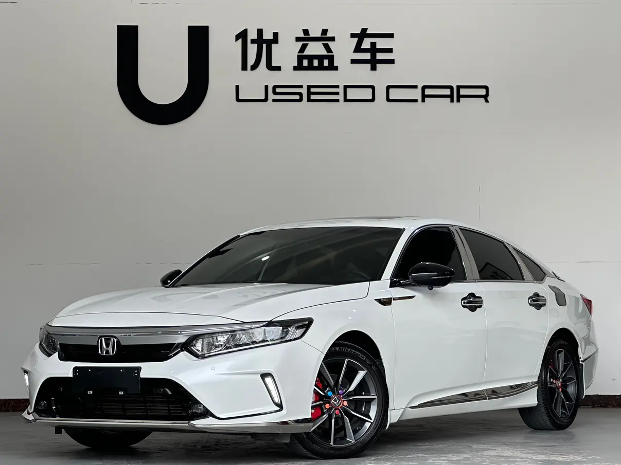 Honda Inspire (Yingshipai)  из Китая