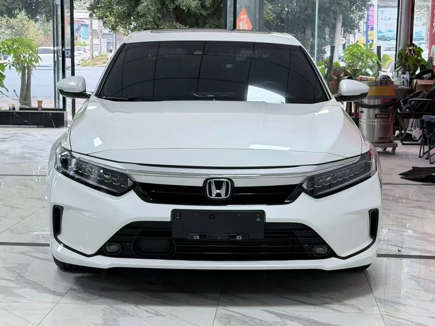 Honda Inspire (Yingshipai)  из Китая