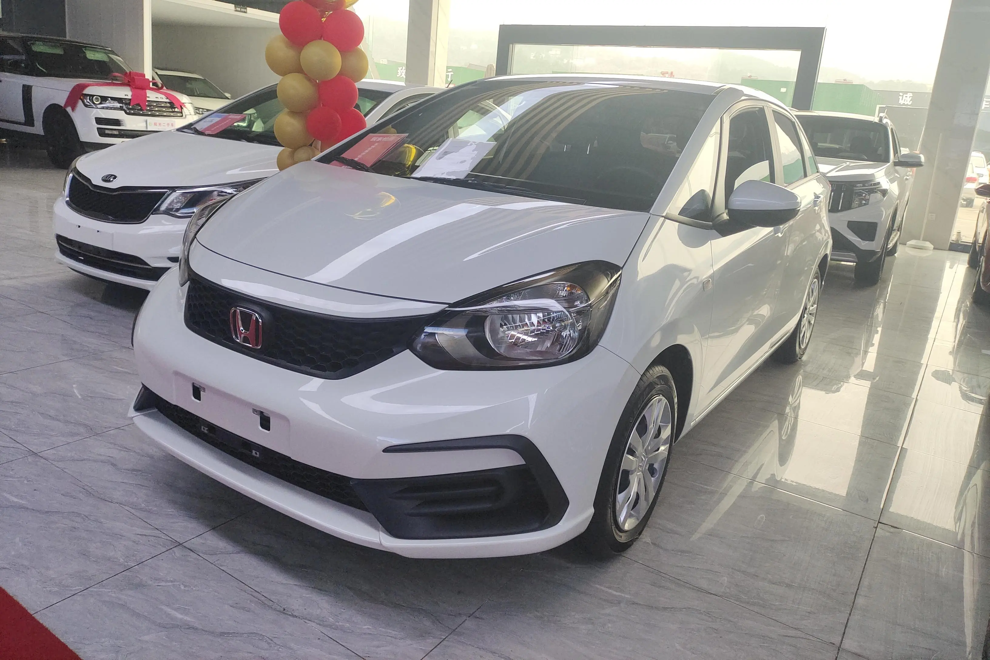 Honda Fit  из Китая