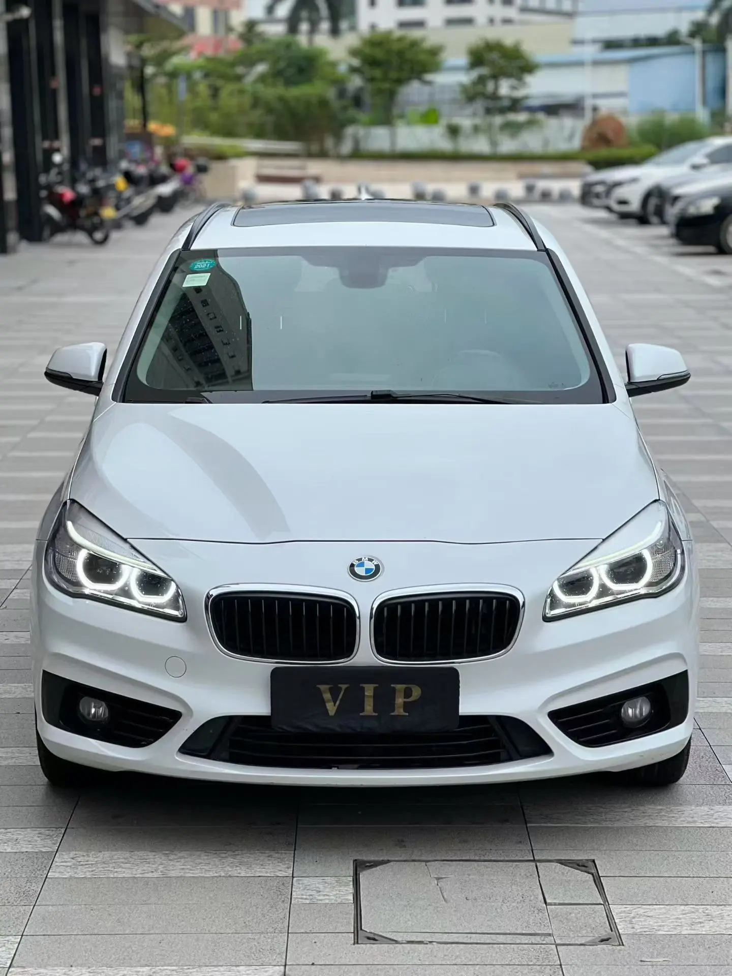 BMW 2 Series Active Tourer  из Китая