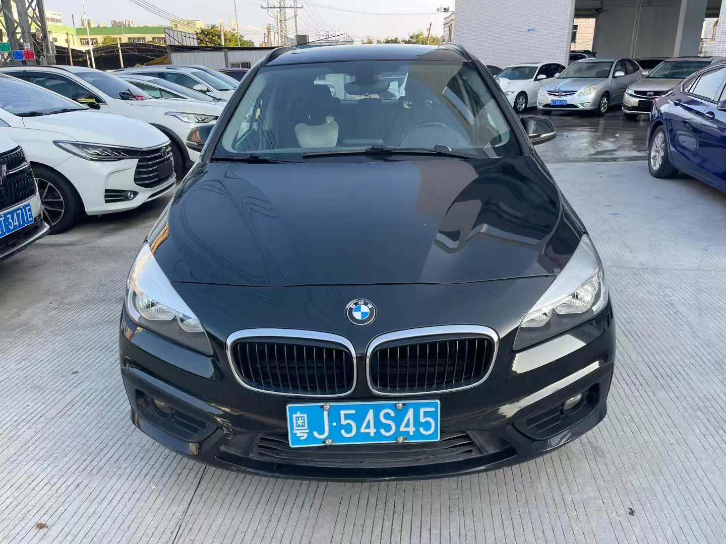BMW 2 Series Active Tourer  из Китая