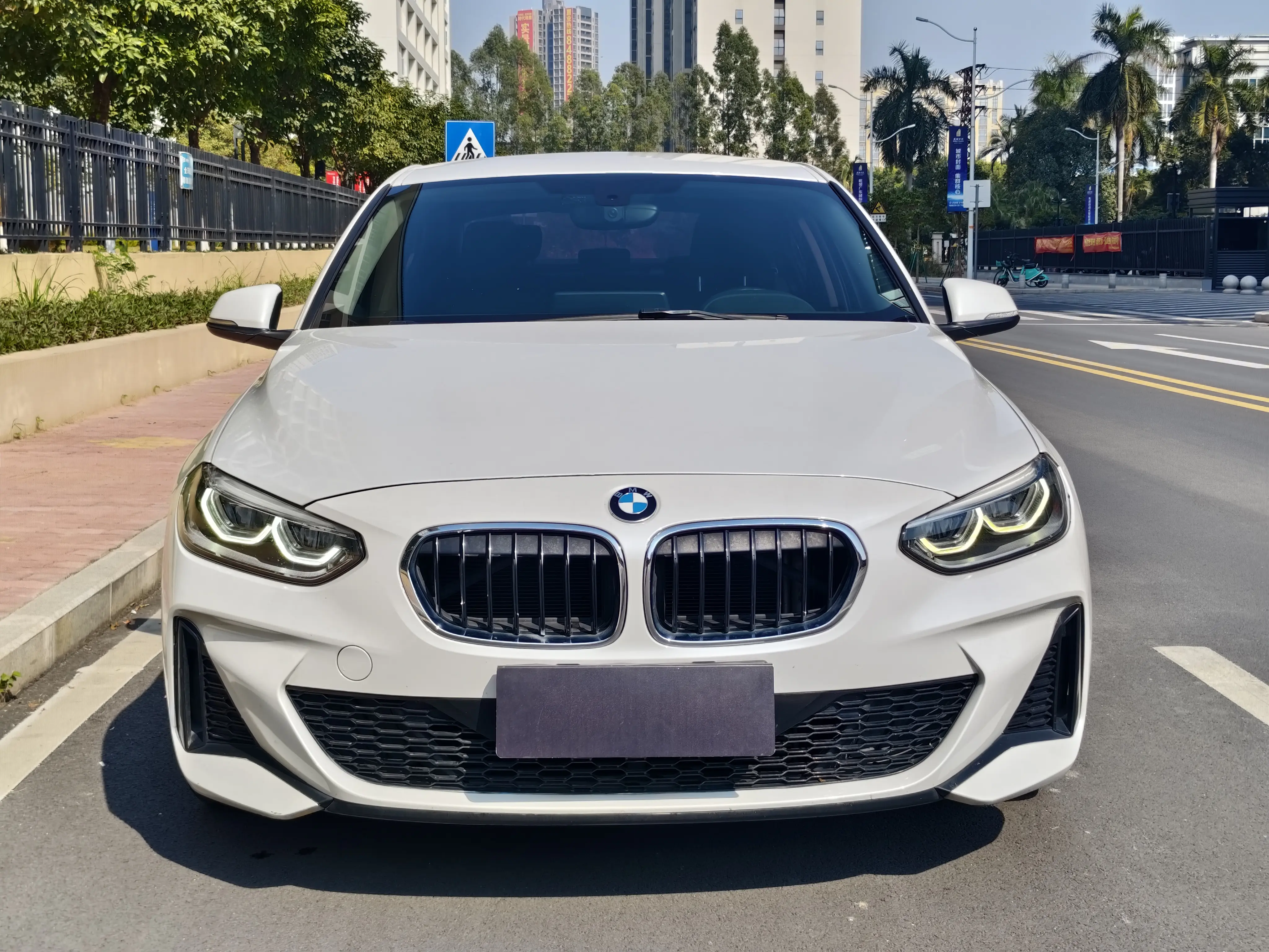 BMW 1 Series  из Китая