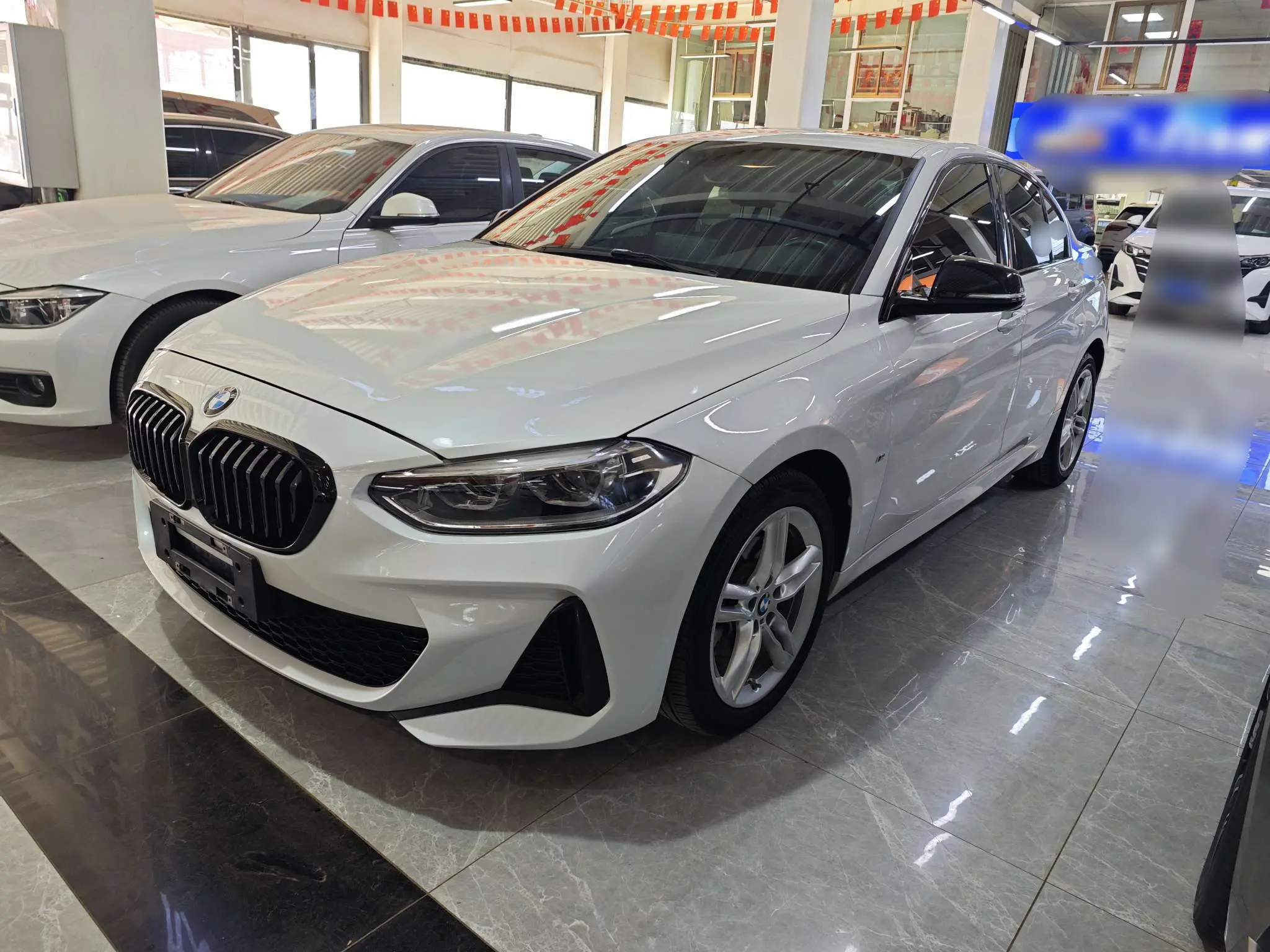 BMW 1 Series  из Китая