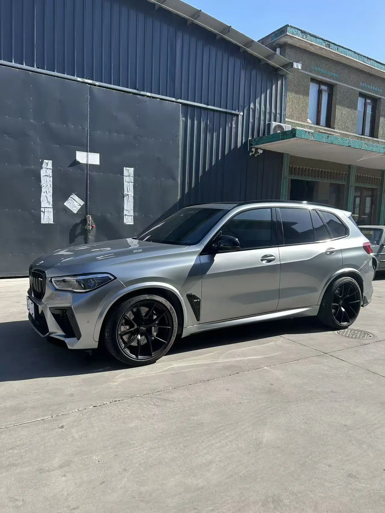 BMW X5M  из Китая
