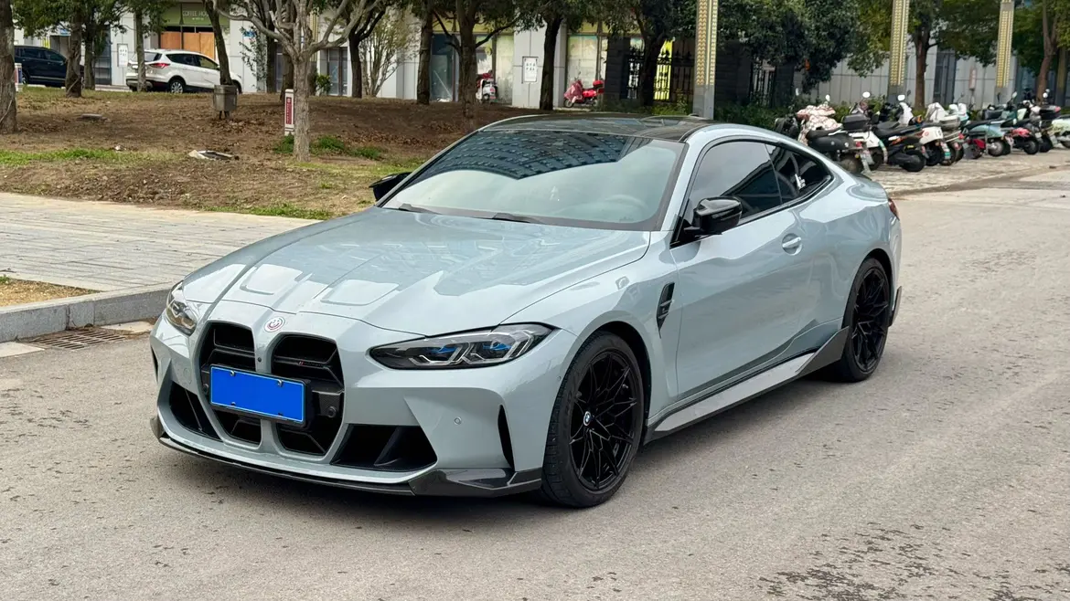 BMW M4