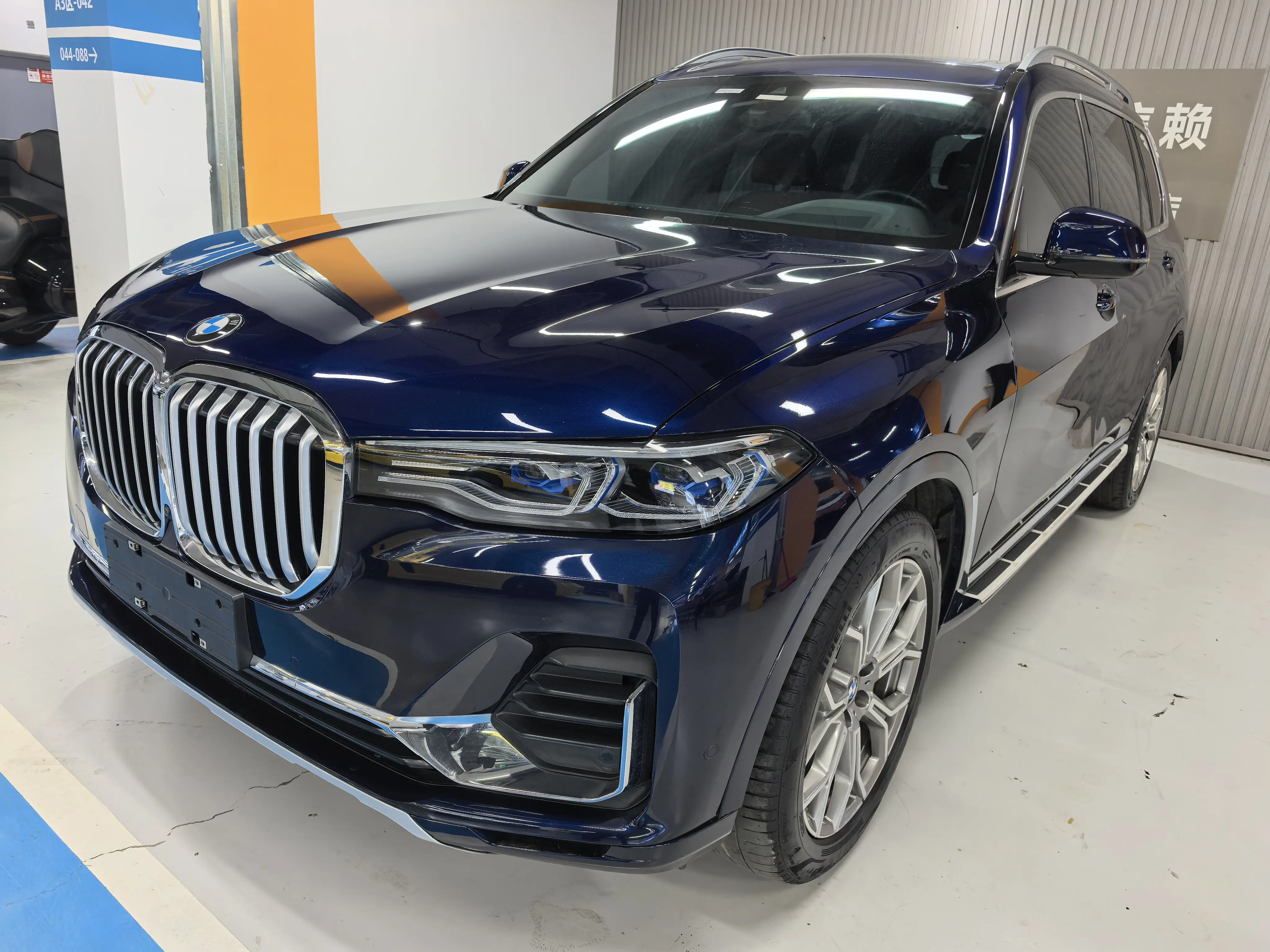 BMW X7  из Китая